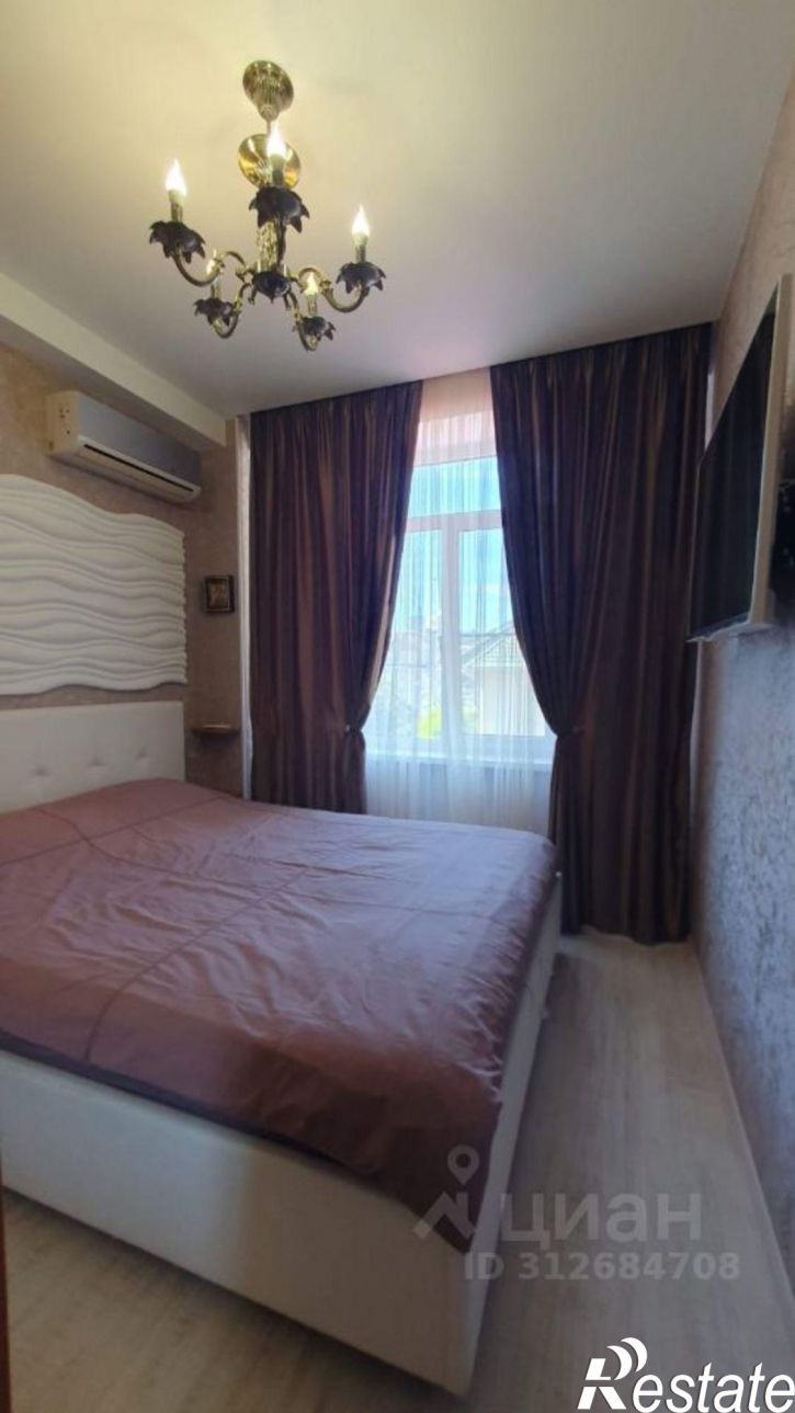 3-комн квартира Учительская улица, 24Г,  д. 24Г