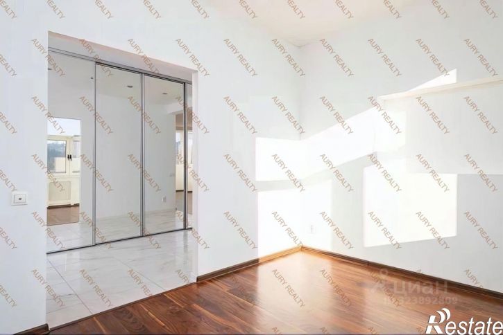 2-комн квартира улица Роз, 52,  д. 52