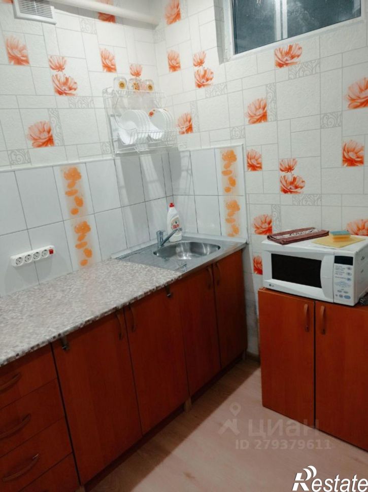 2-комн квартира улица 50 лет СССР, 3,  д. 3