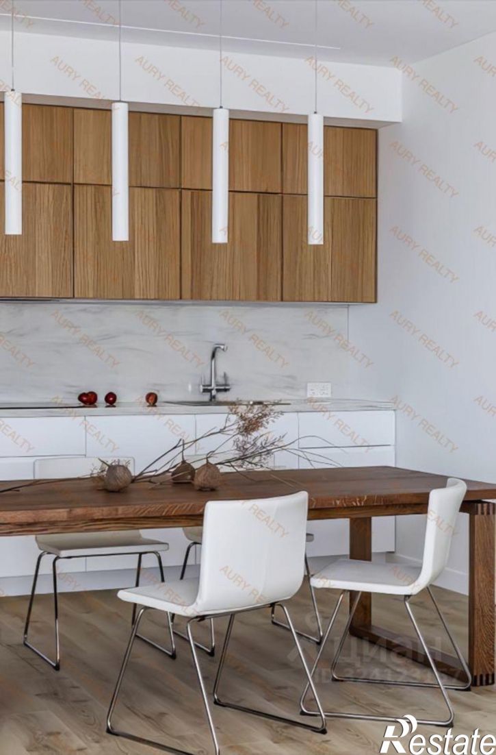 3-комн квартира улица Войкова, 21,  д. 21