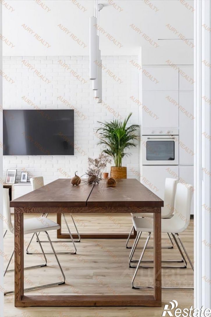 3-комн квартира улица Войкова, 21,  д. 21