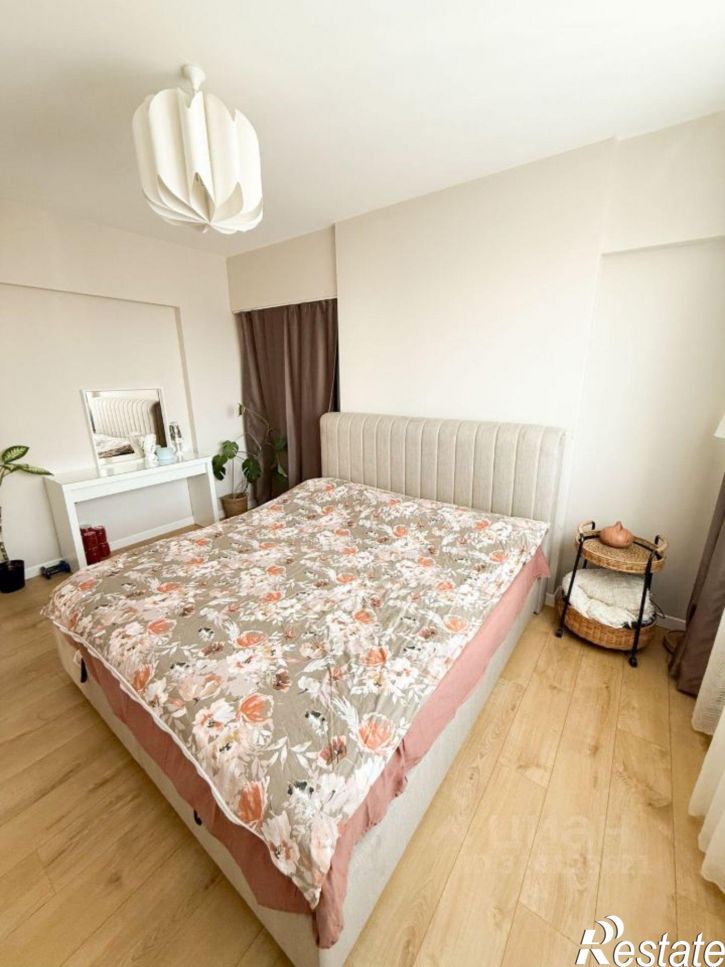 3-комн квартира Учительская улица, 10,  д. 10