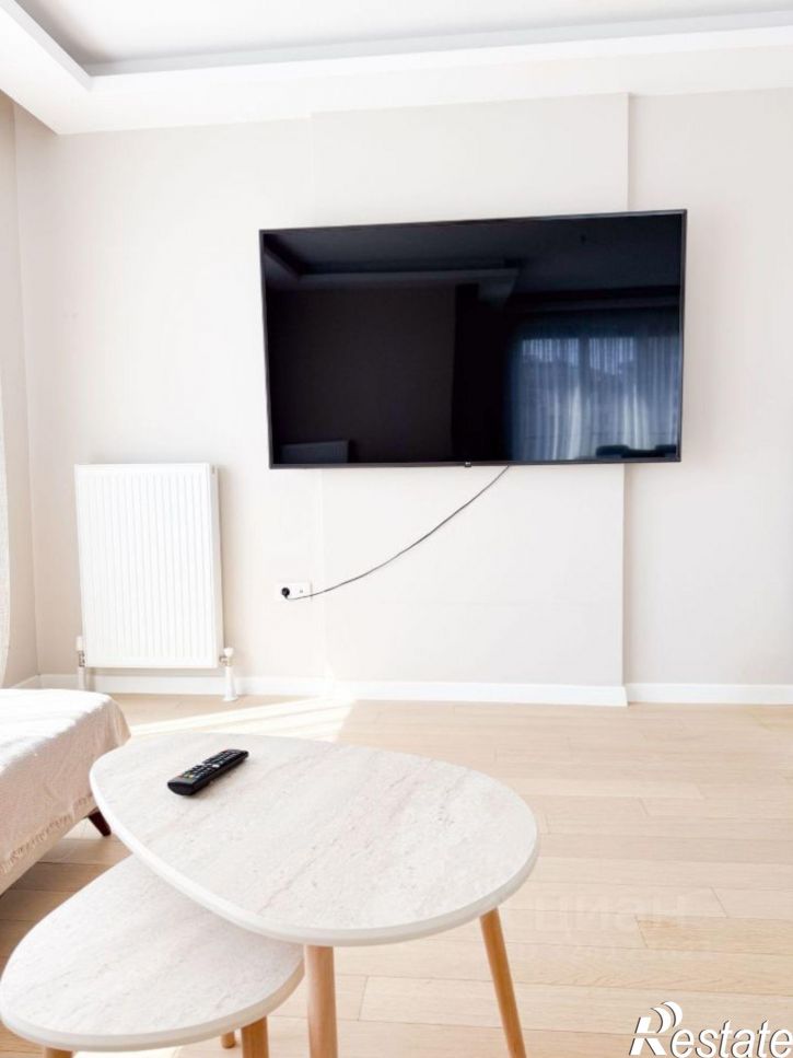 3-комн квартира Учительская улица, 10,  д. 10