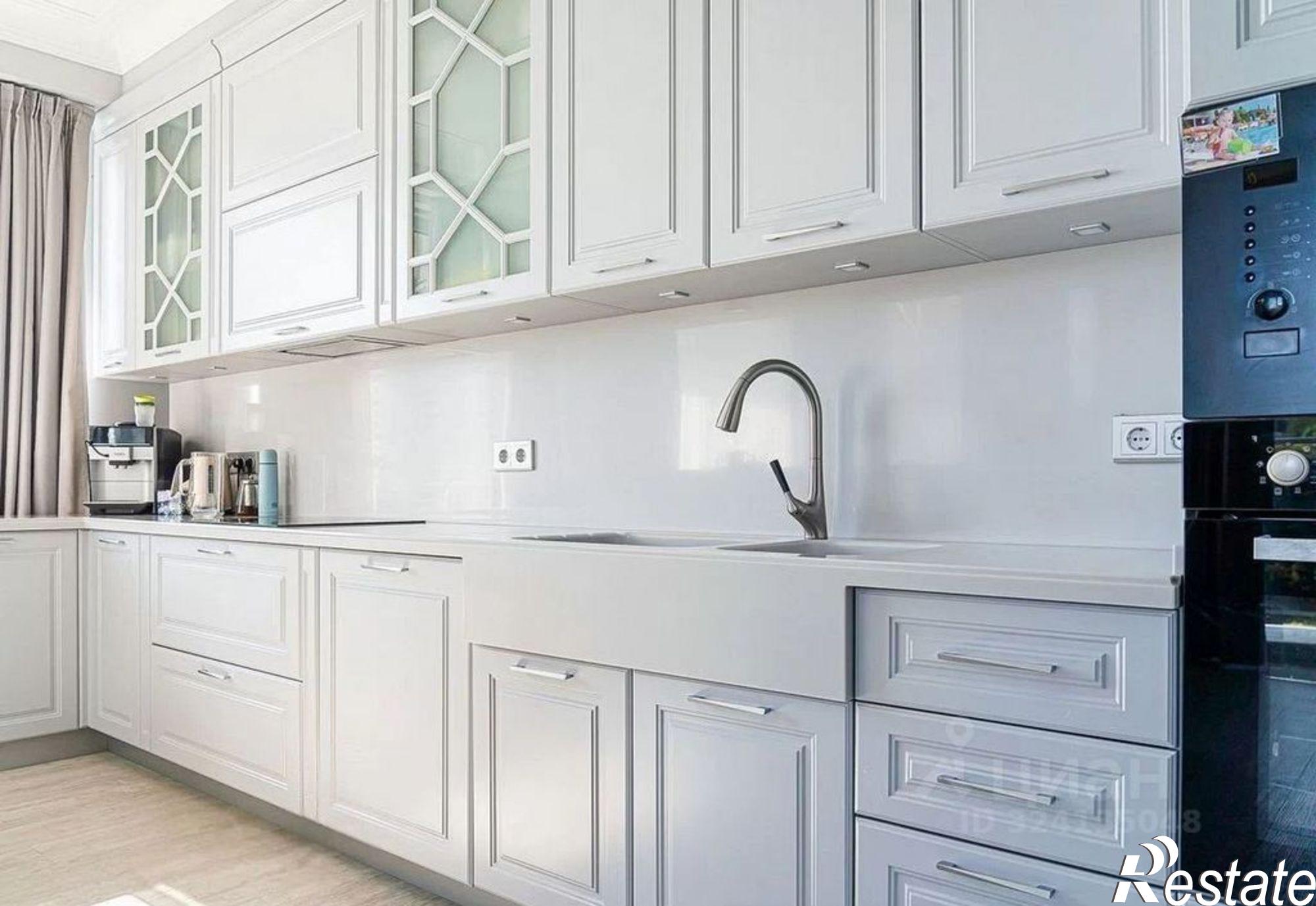 Купить квартиру за 20 000 000 рублей на Курортный пр-кт, 75