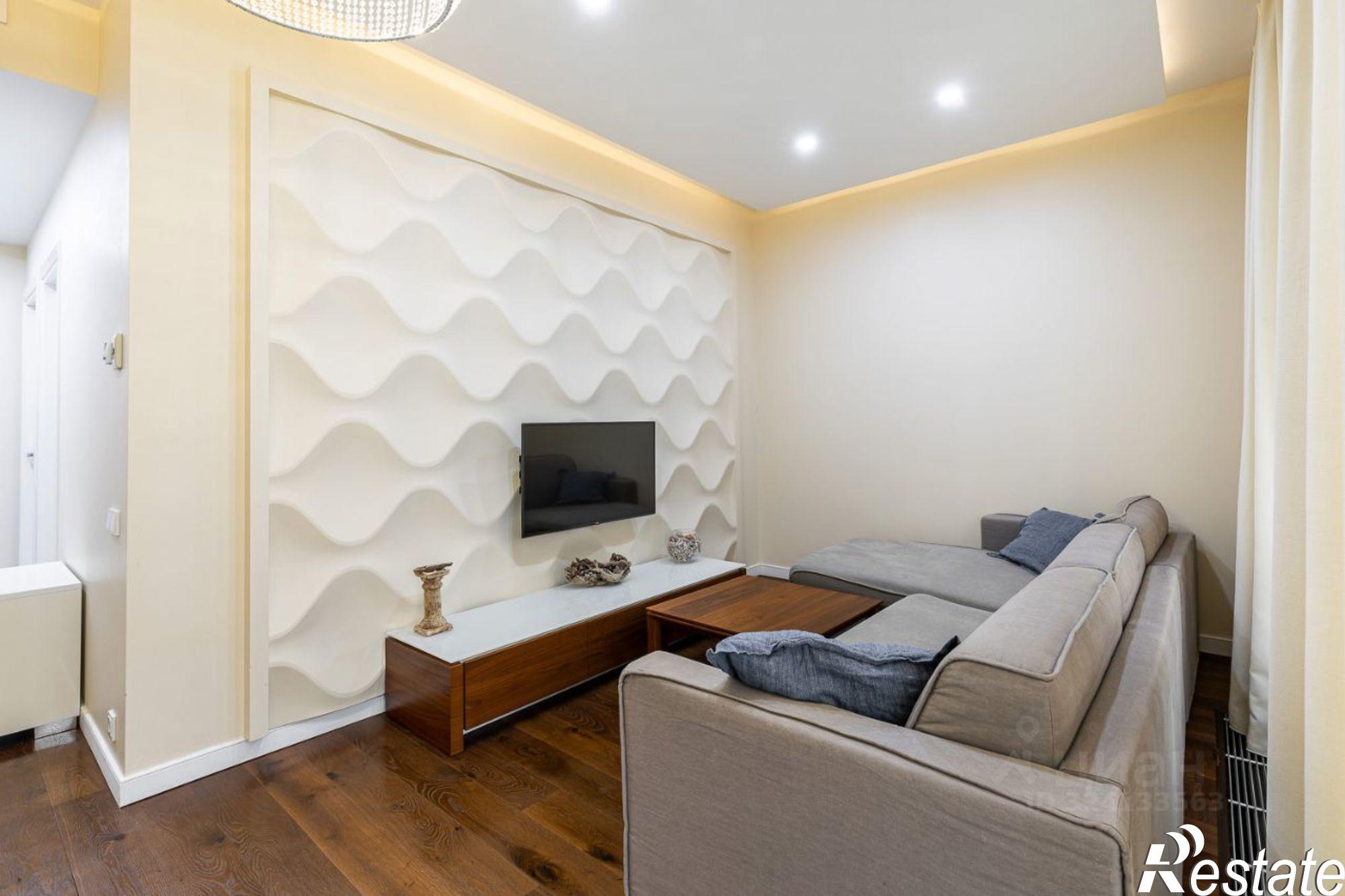 Купить квартиру за 20 000 000 рублей на Курортный пр-кт, 89/2