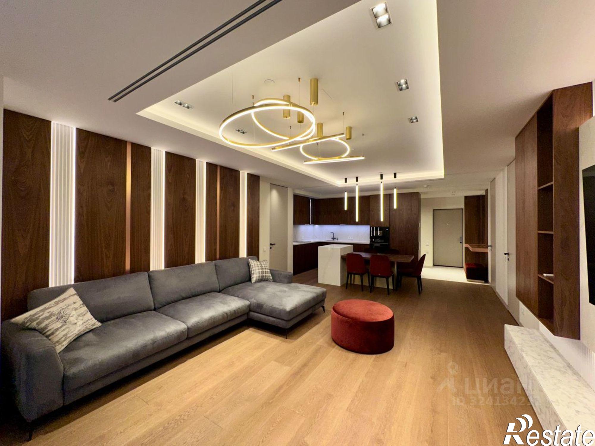 Купить квартиру за 30 000 000 рублей на ул Орджоникидзе, 17