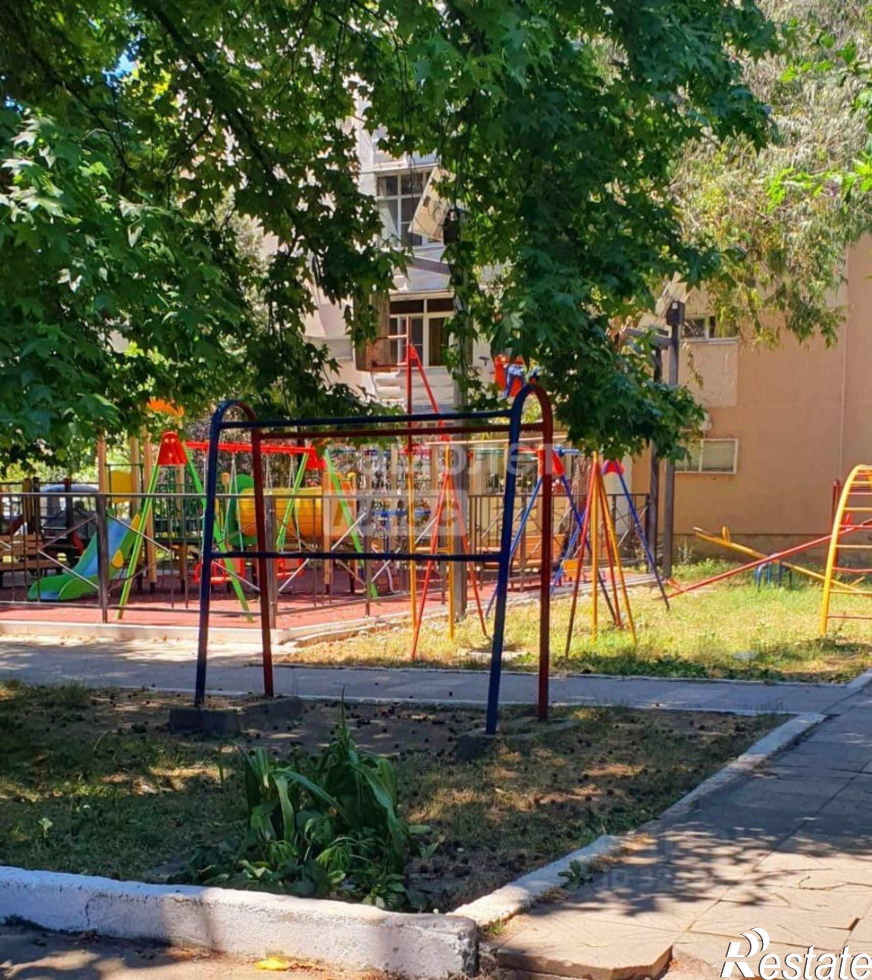 Купить квартиру за 10 000 000 рублей на ул Батумское шоссе, 75