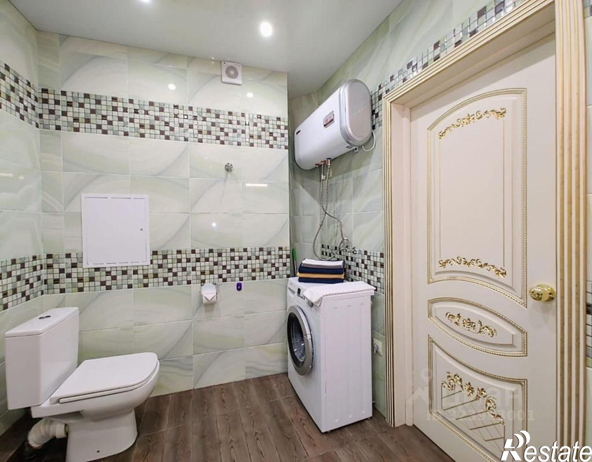 Сдать квартиру за 70 000 рублей на Депутатская улица, 10