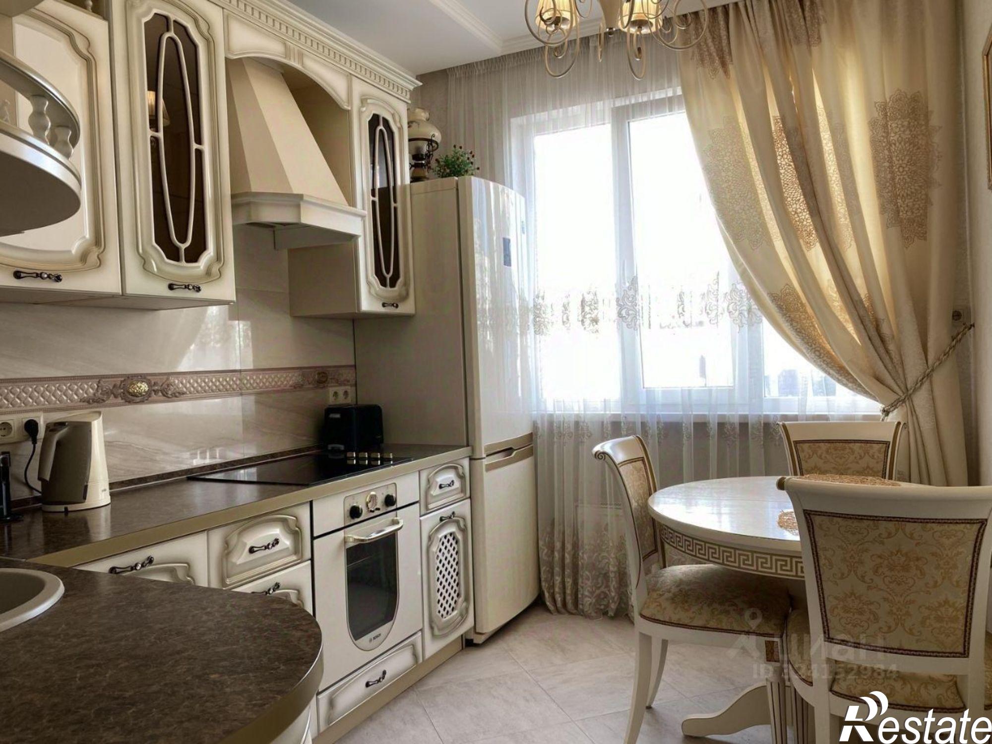 Сдать квартиру за 70 000 рублей на Параллельная улица, 9/4