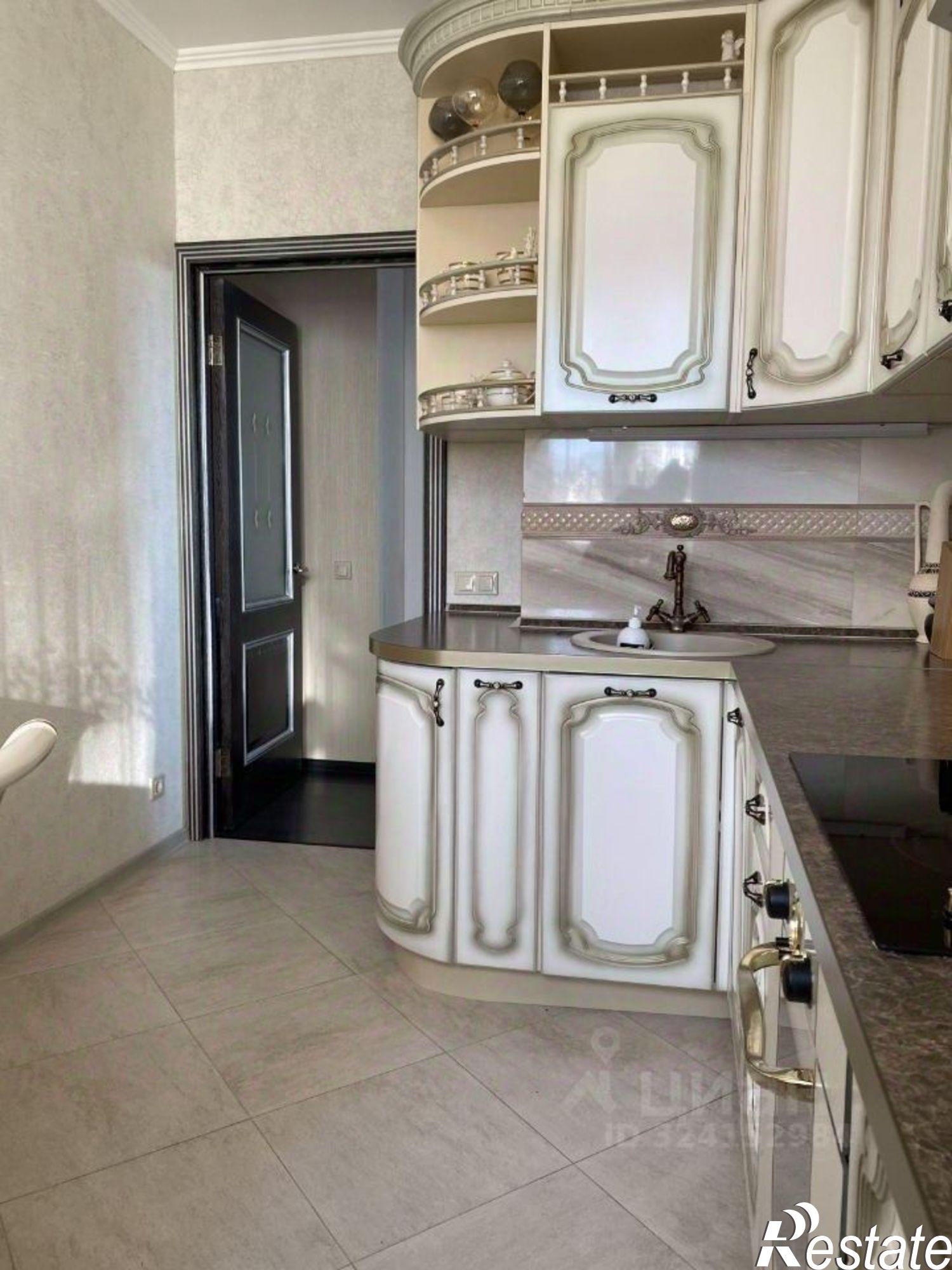 Сдать квартиру за 70 000 рублей на Параллельная улица, 9/4