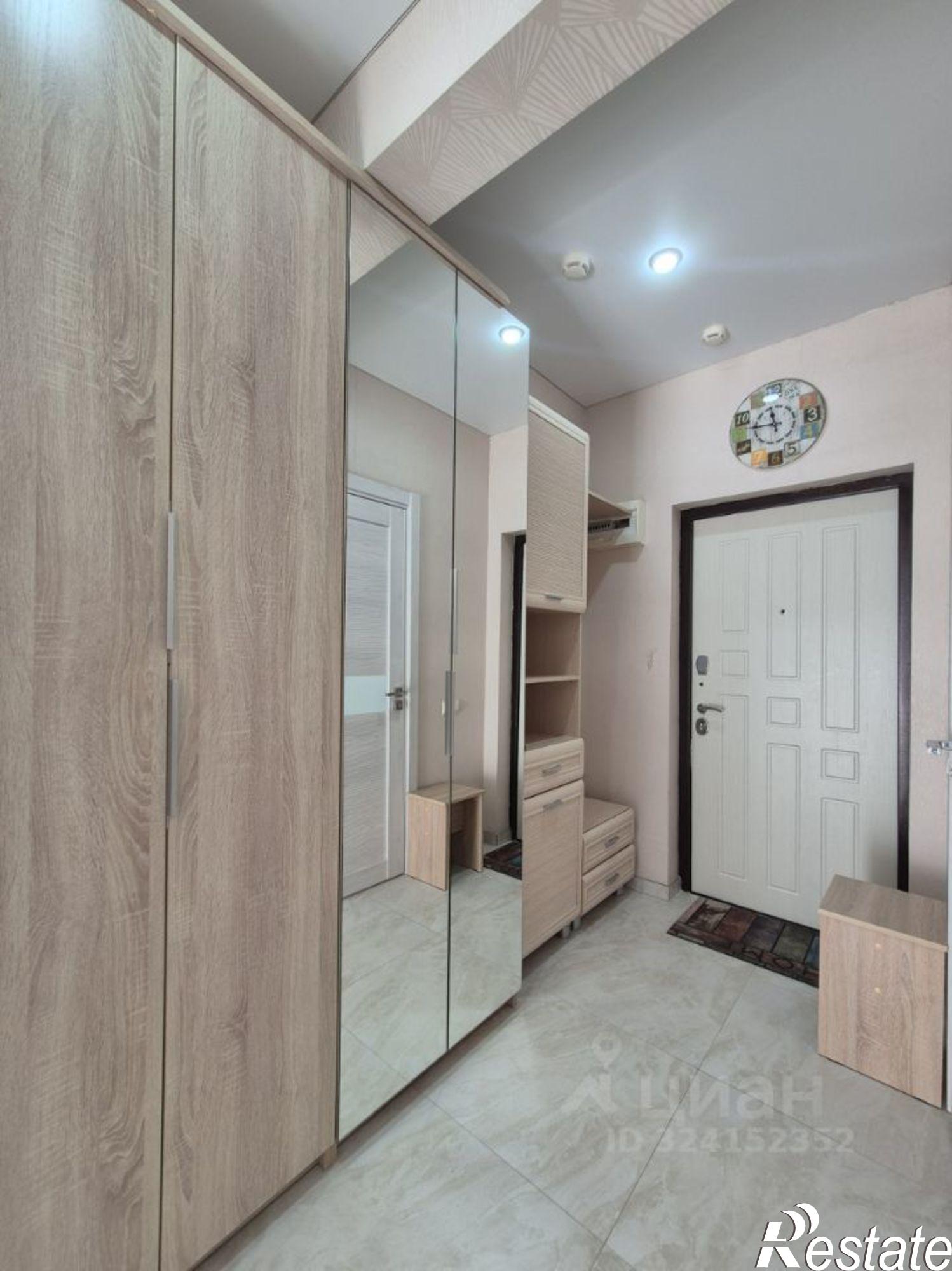 Сдать квартиру за 32 000 рублей на ул Волжская, 34/2