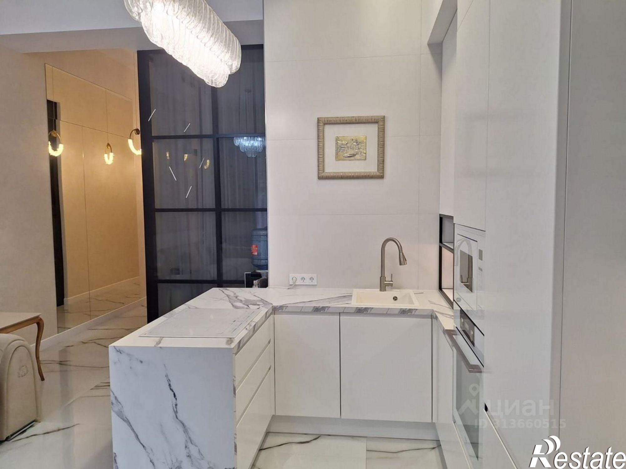 Купить квартиру за 36 000 000 рублей на ул Гагринская, 3/8