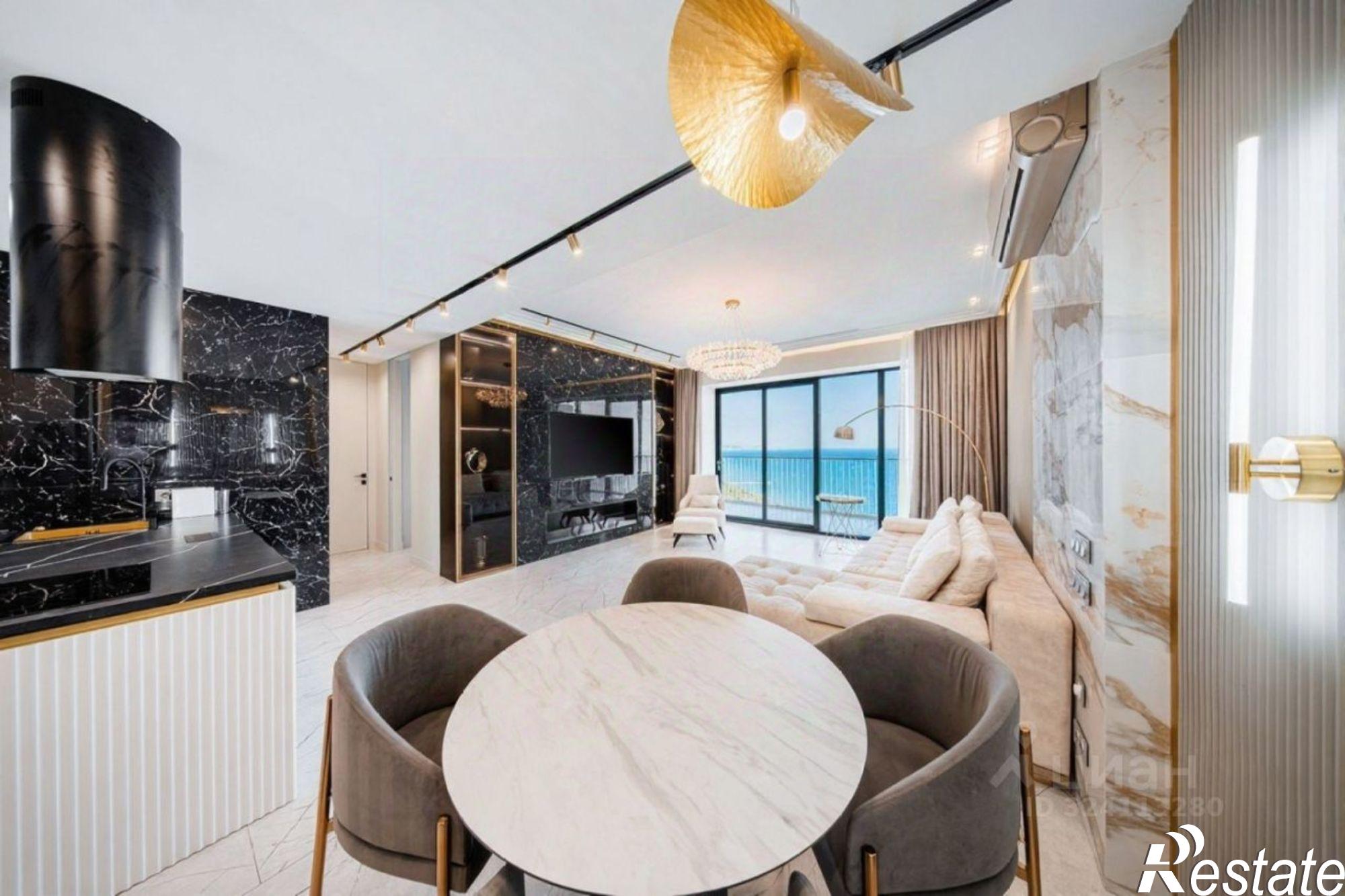 Купить квартиру за 35 000 000 рублей на Курортный проспект, 105