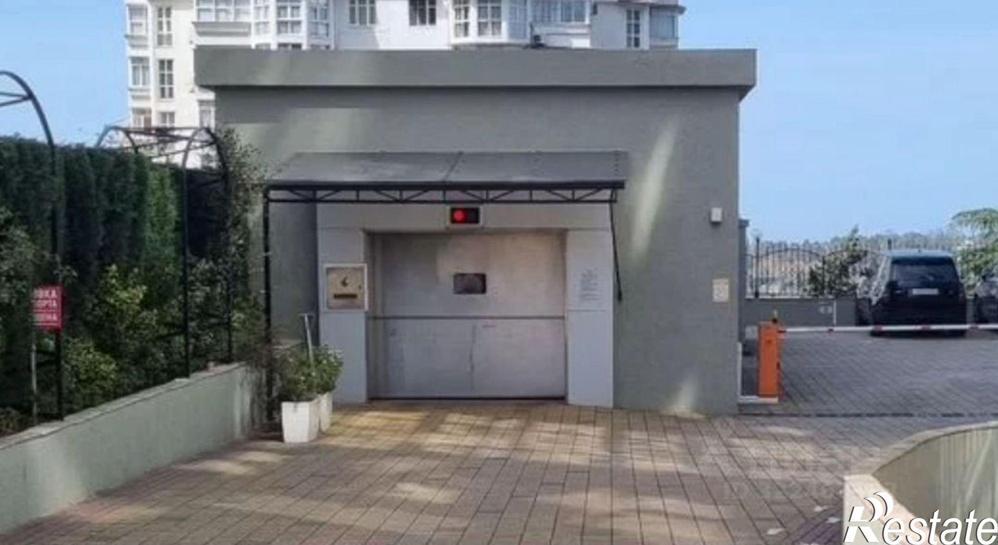 Сдать гараж, место в паркинге за 7 000 рублей на Первомайская улица, 11