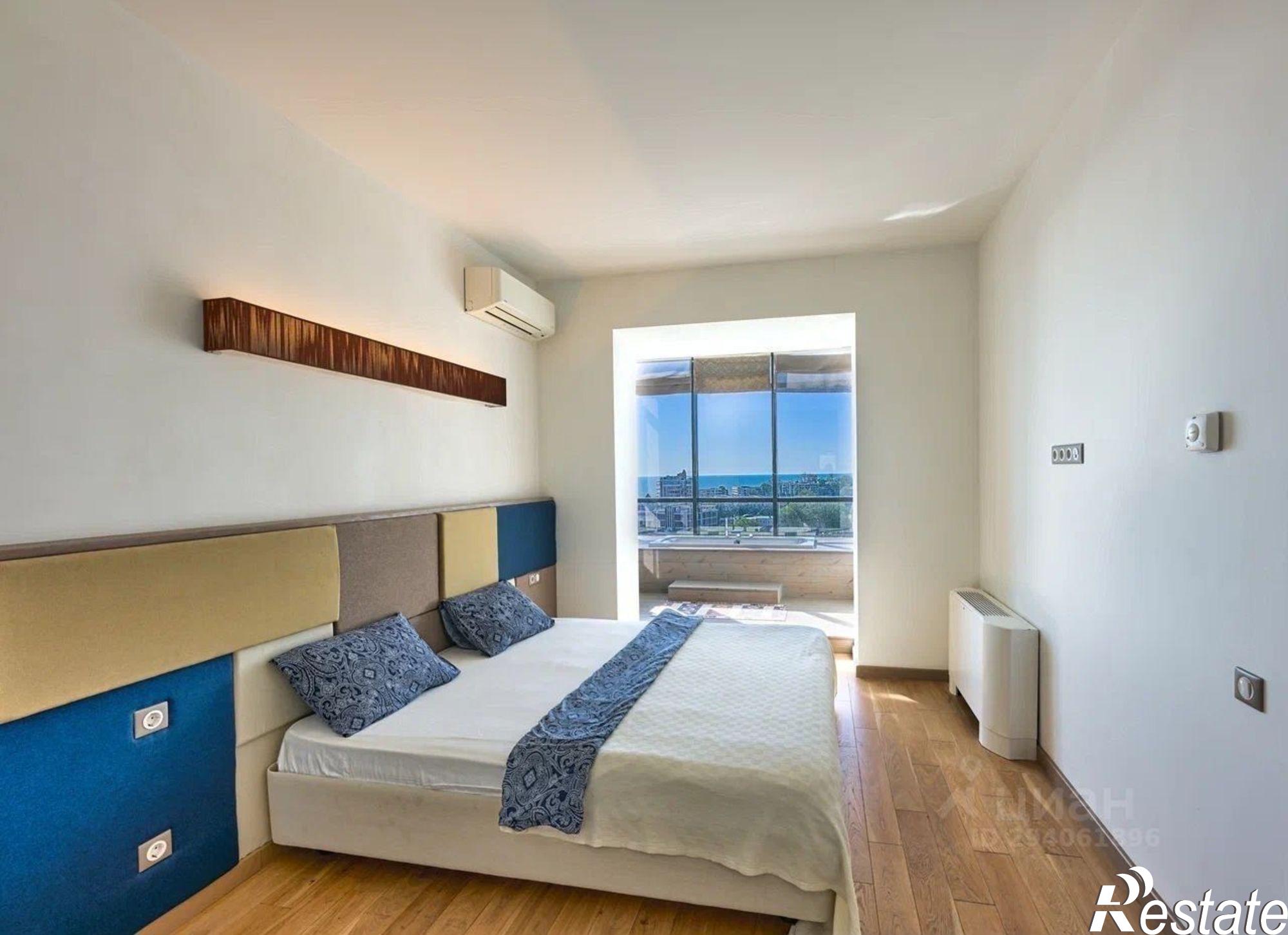 Сдать квартиру за 200 000 рублей на улица Войкова, 21