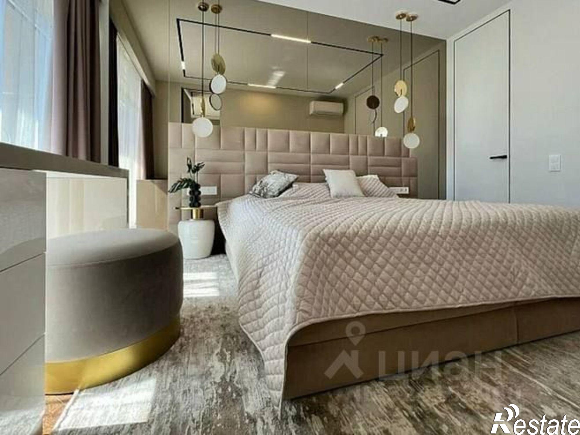 Купить квартиру за 32 500 000 рублей на ул Гагринская, 3/8