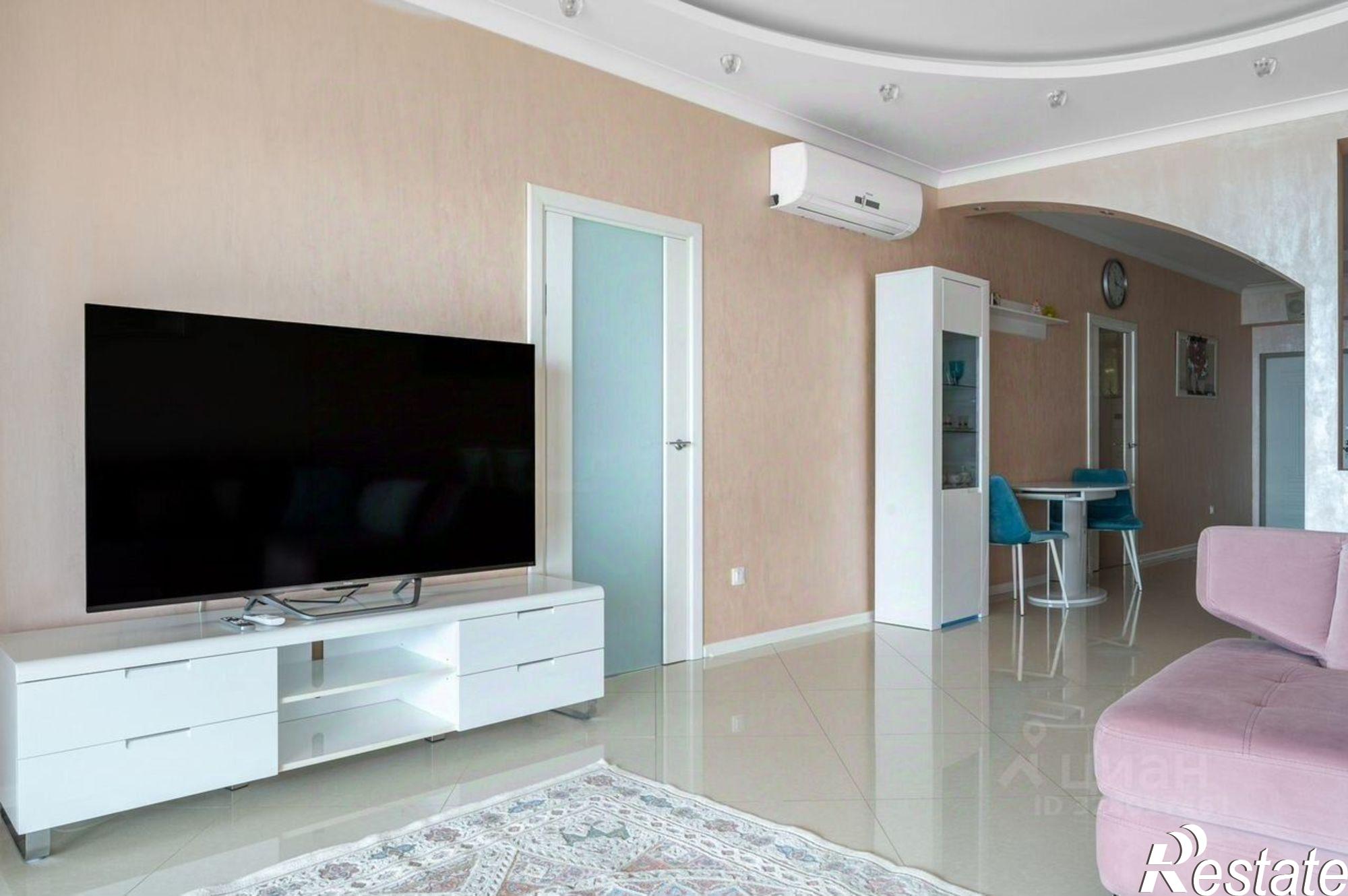 Купить квартиру за 75 000 000 рублей на проспект Пушкина, 6