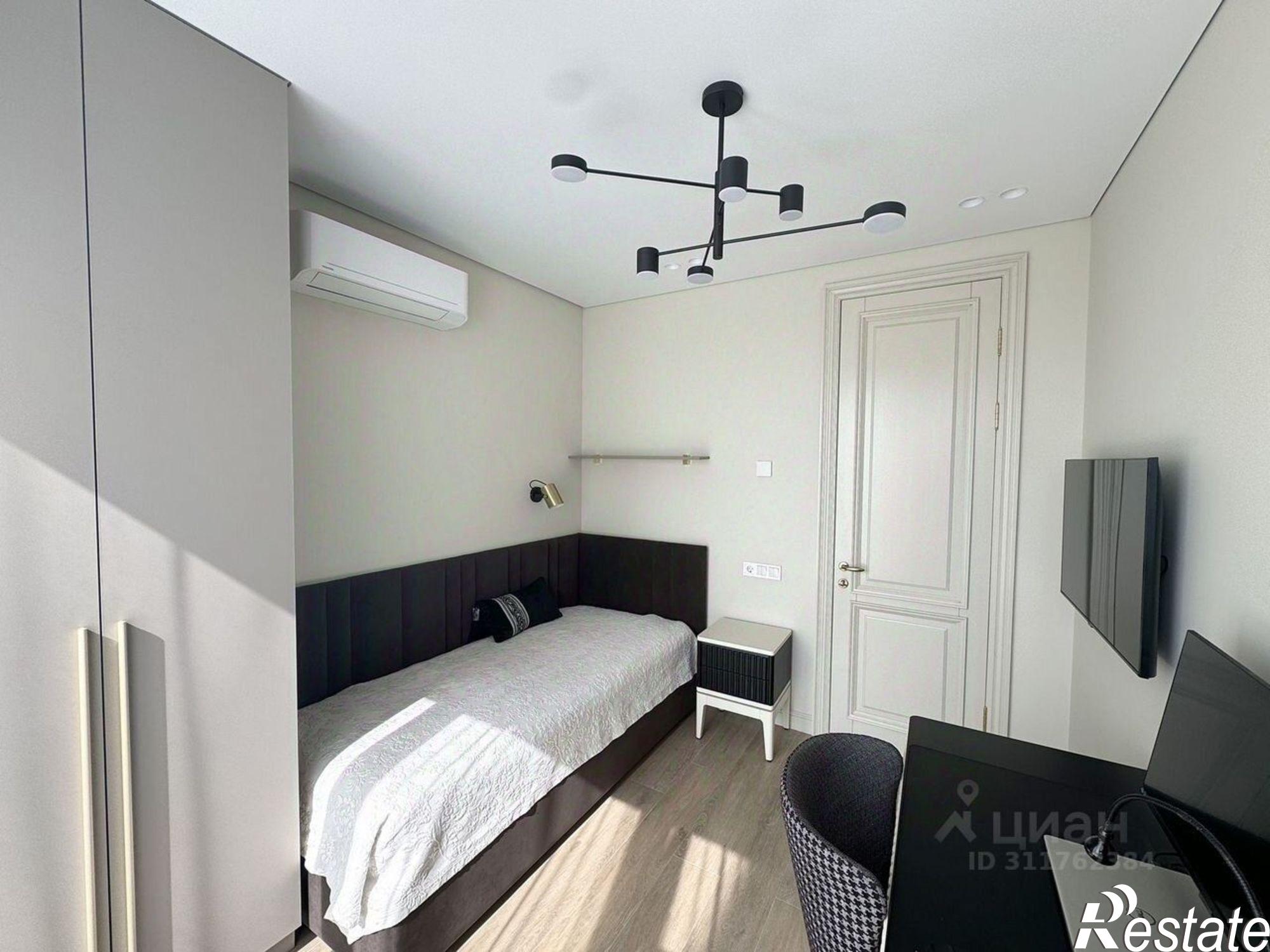 Купить квартиру за 15 900 000 рублей на ул Пластунская, 123А 2