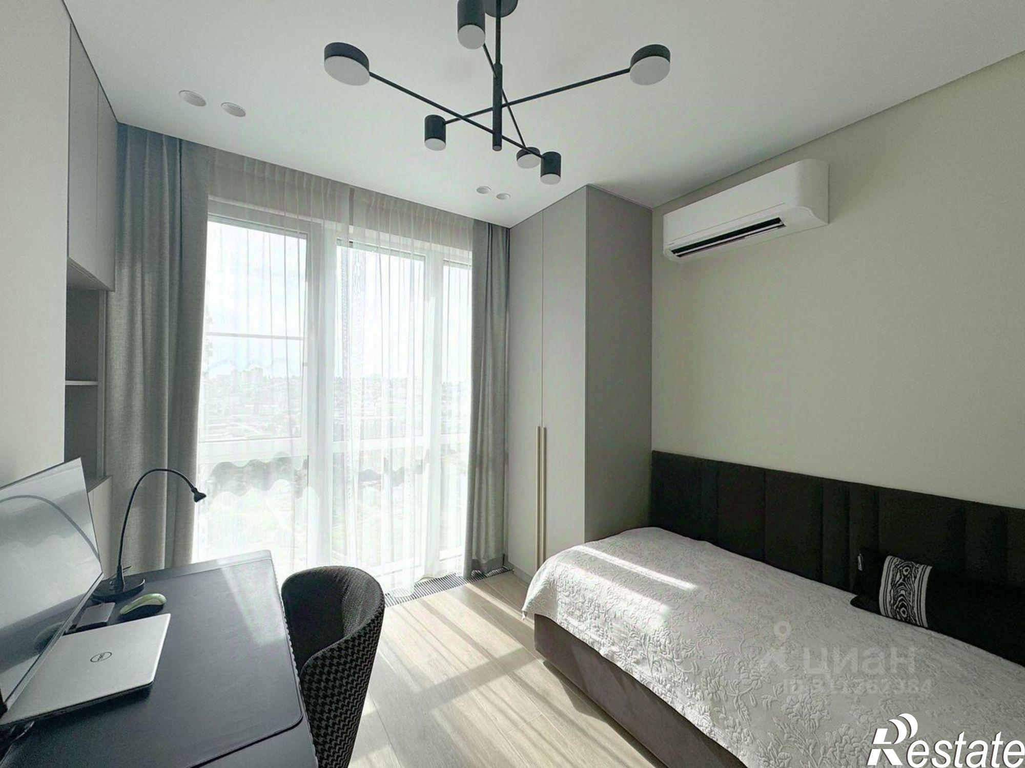 Купить квартиру за 15 900 000 рублей на ул Пластунская, 123А 2