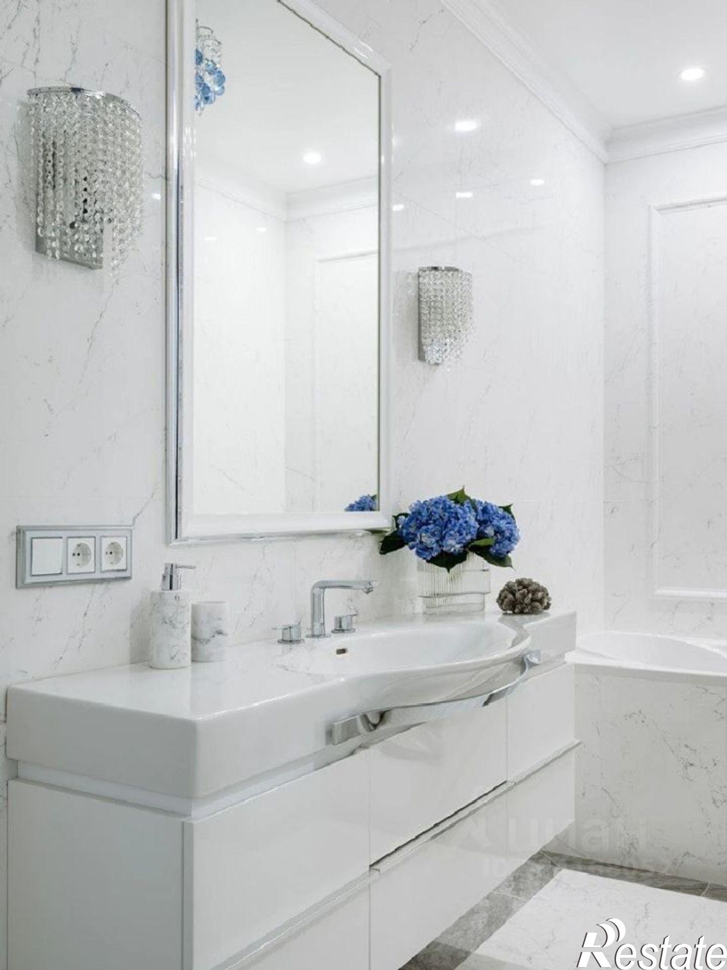 Купить квартиру за 49 000 000 рублей на улица Просвещения, 32