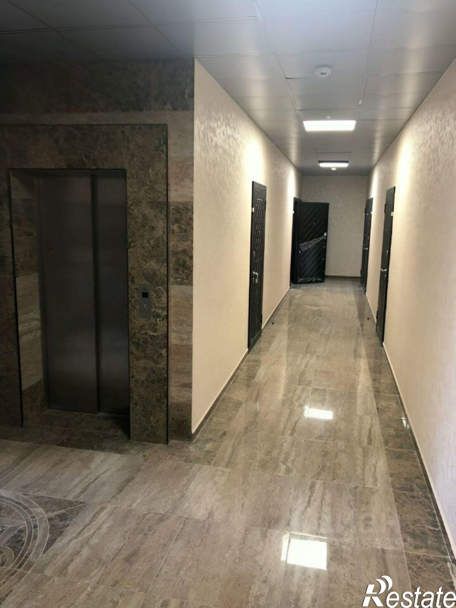 Купить квартиру за 7 700 000 рублей на ул Бытха, 57