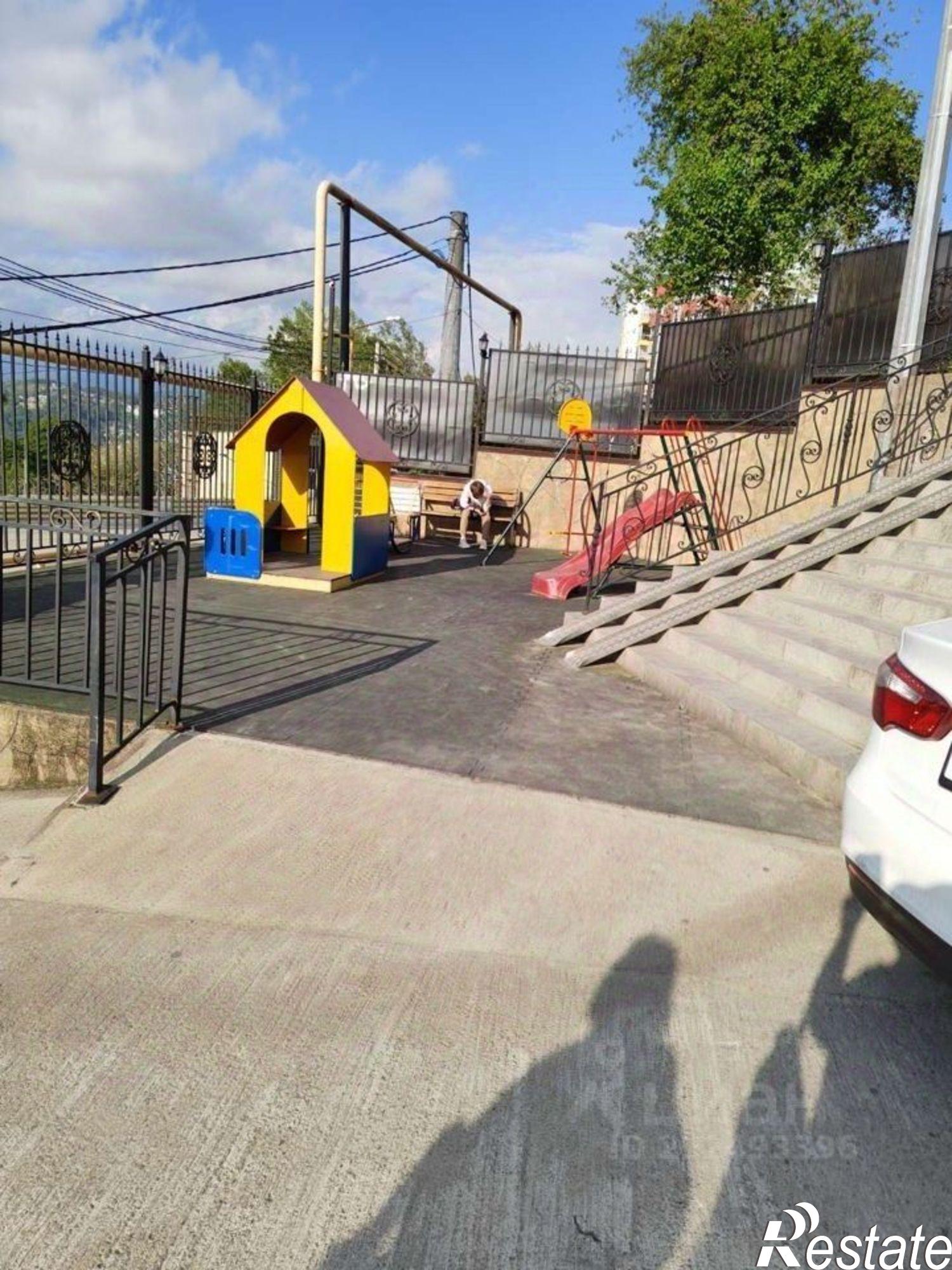 Купить квартиру за 7 700 000 рублей на ул Бытха, 57