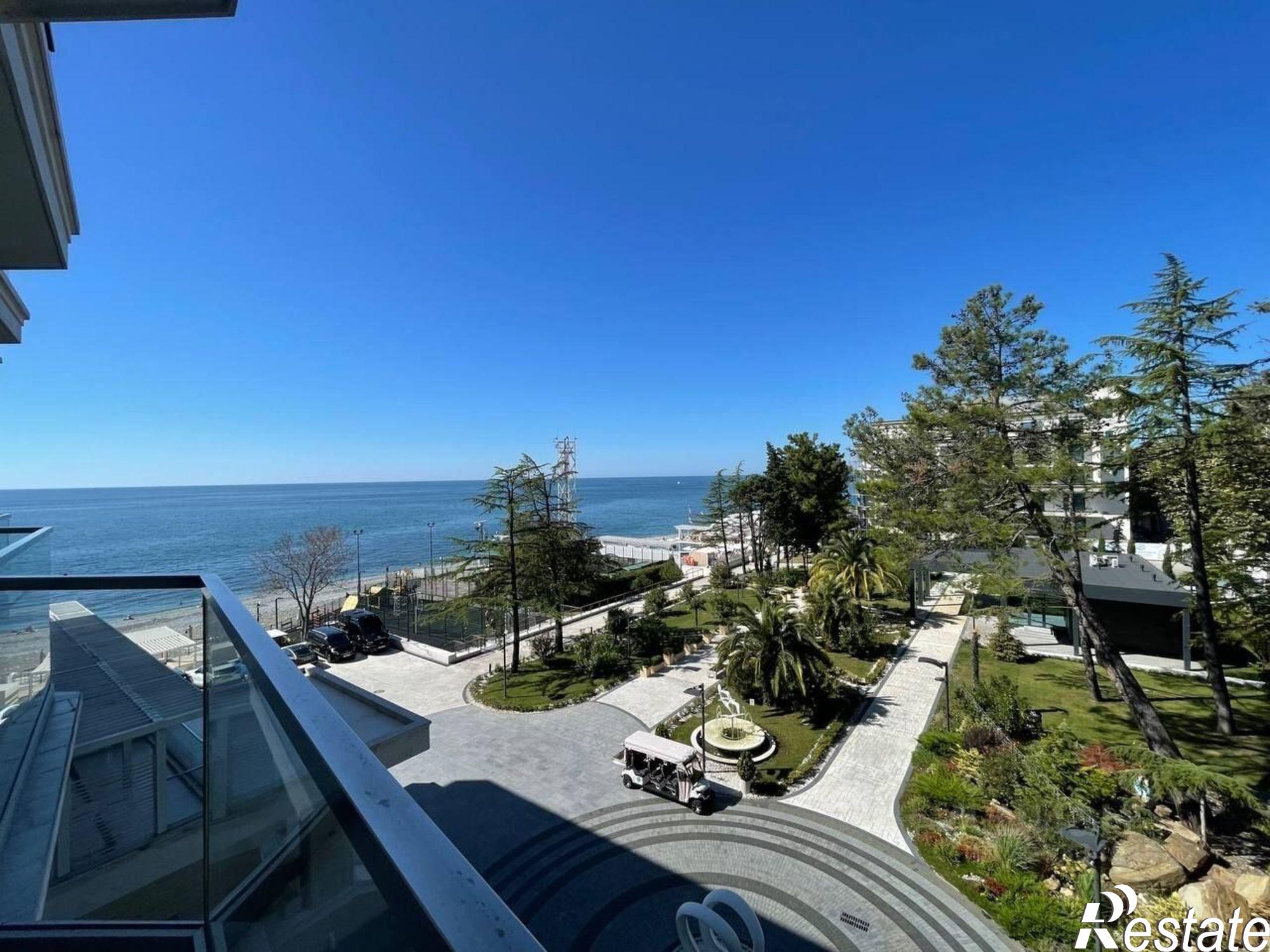 Купить квартиру за 10 000 000 рублей на Ривьерский пер, 6