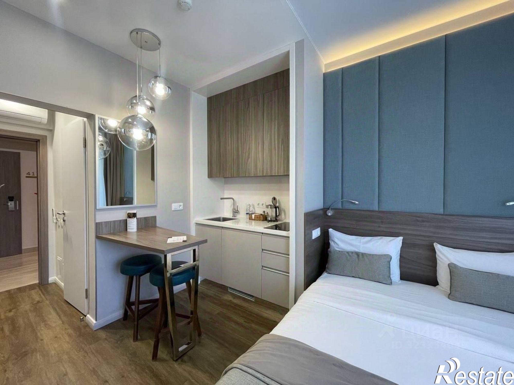 Купить квартиру за 10 000 000 рублей на Ривьерский пер, 6