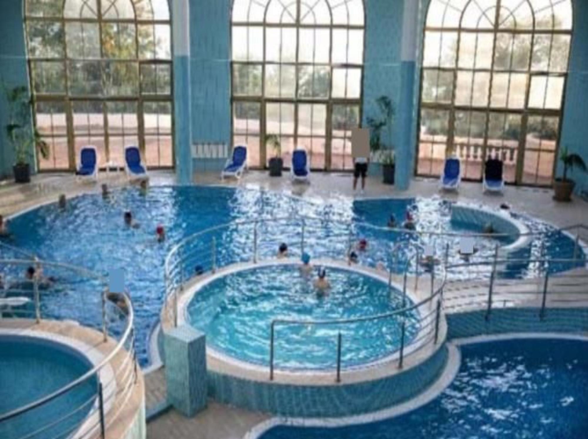 Купить помещение свободного назначения за 1 877 350 000 рублей на Сибирская улица, д.6