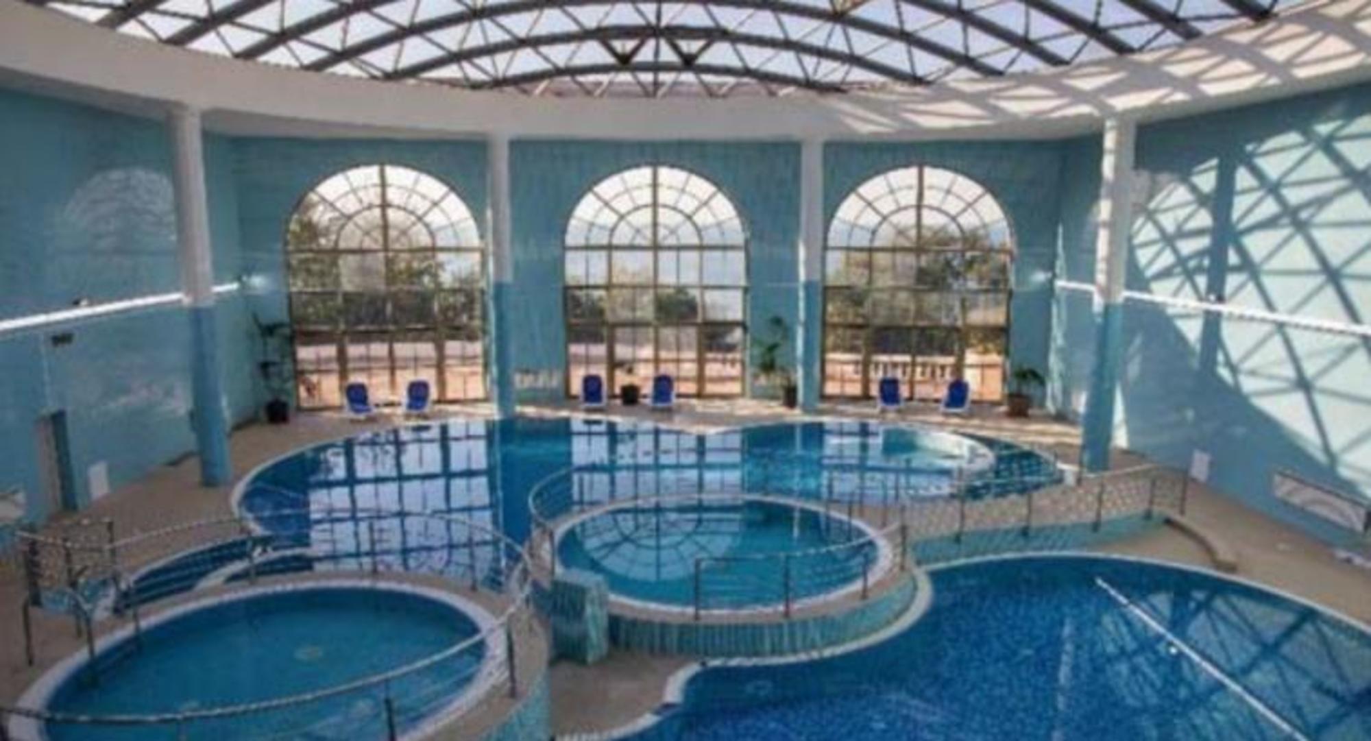 Купить помещение свободного назначения за 1 877 350 000 рублей на Сибирская улица, д.6