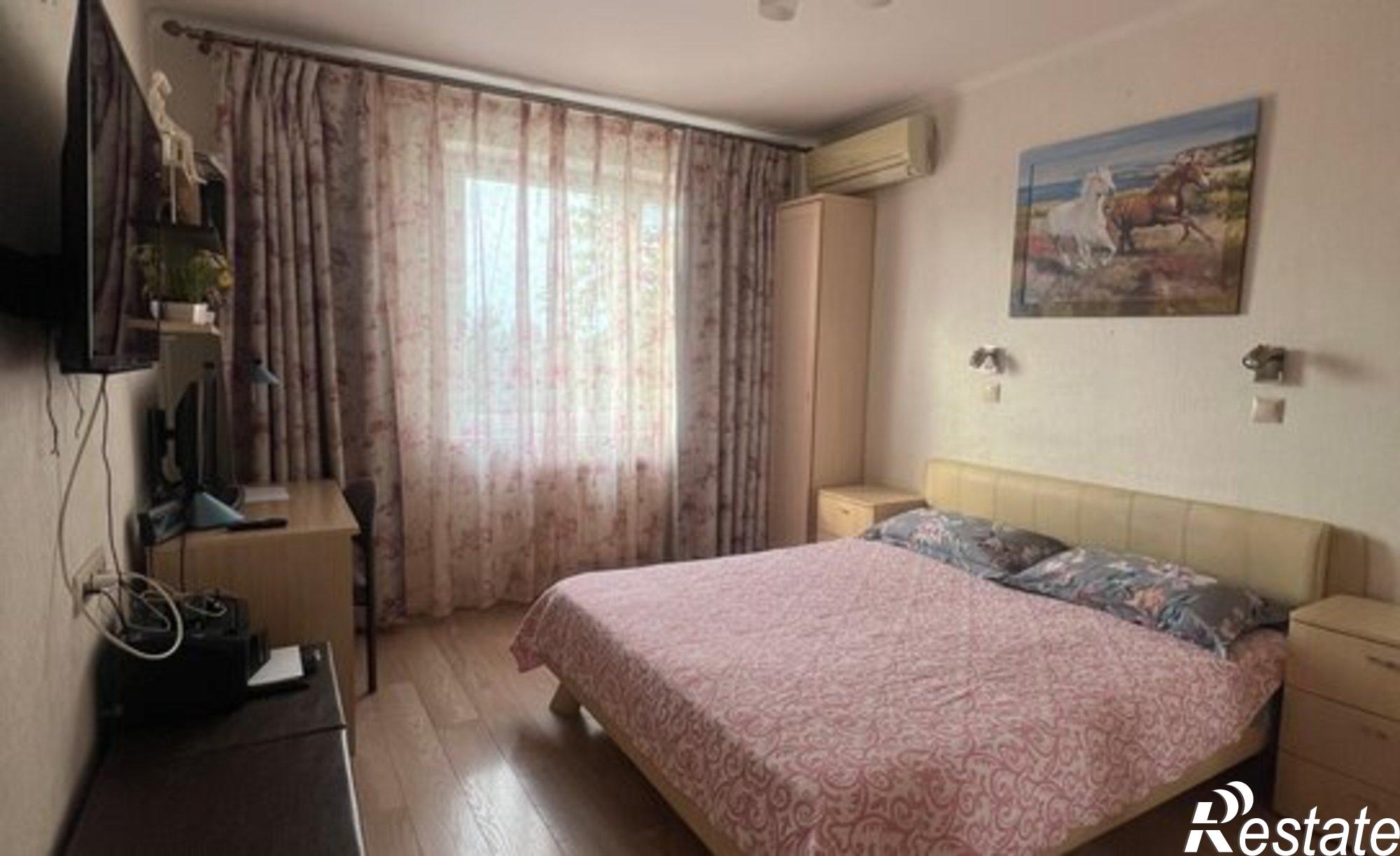 Купить квартиру за 30 000 000 рублей на улица Ульянова, 53