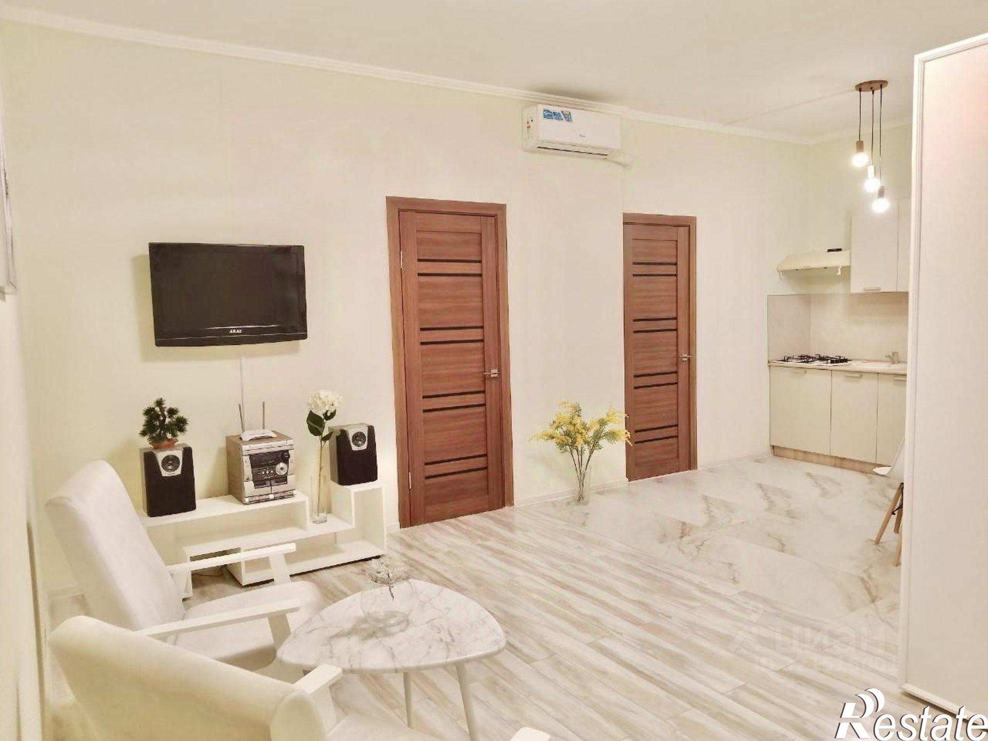 Купить квартиру за 10 500 000 рублей на Клубничная улица, 15Б