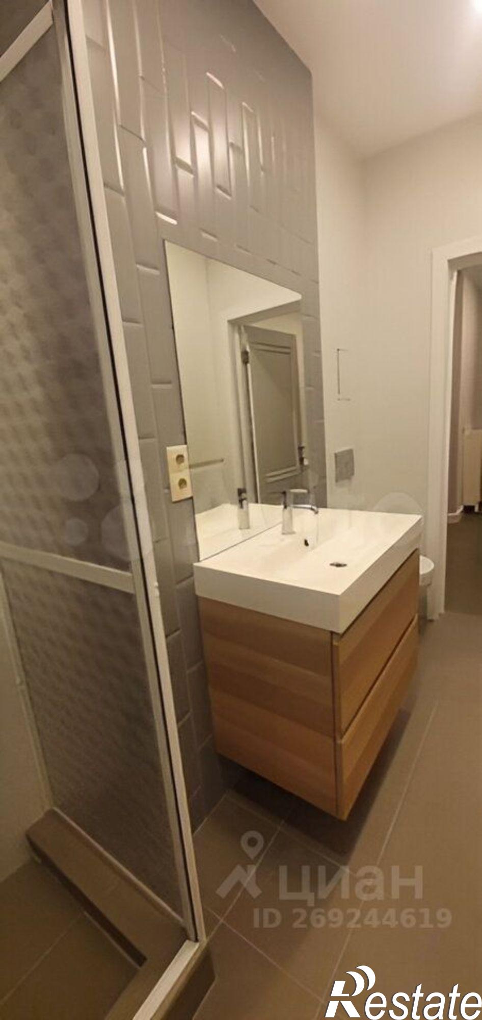 Сдать квартиру за 75 000 рублей на ул Бытха, 4/5А