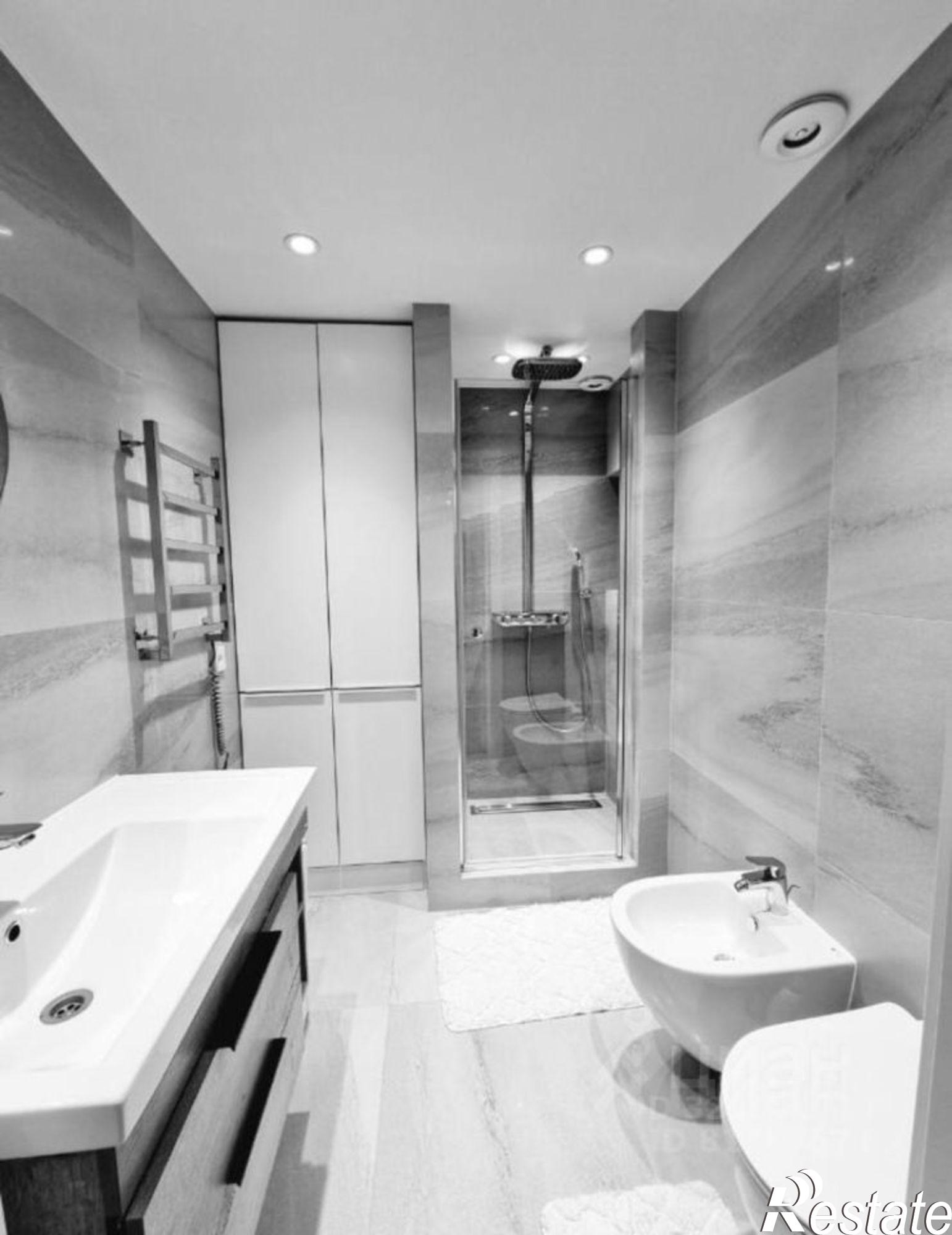 Купить квартиру за 16 500 000 рублей на ул Тепличная, 83/2