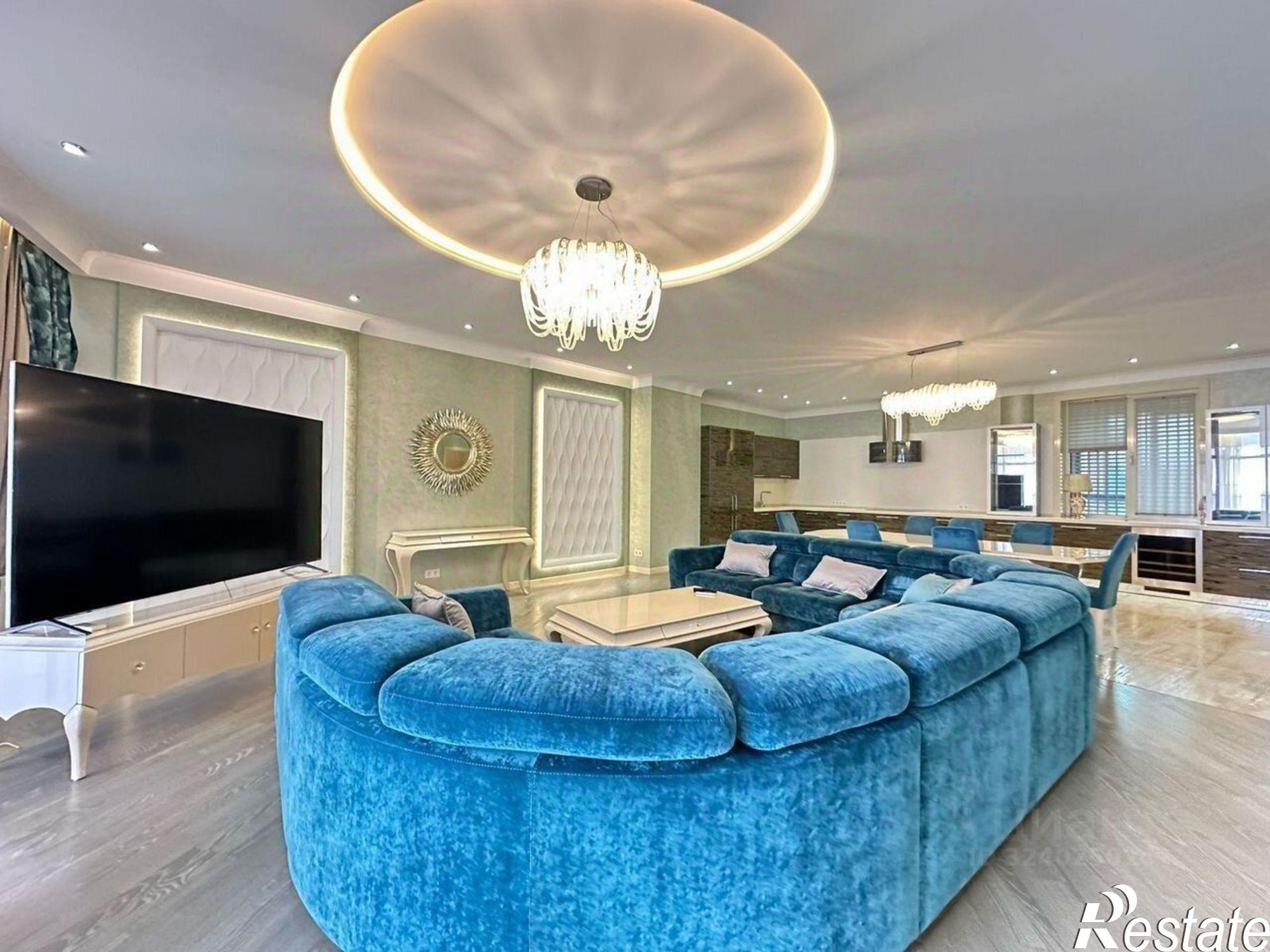 Купить квартиру за 16 000 000 рублей на ул Гагринская, 3/8