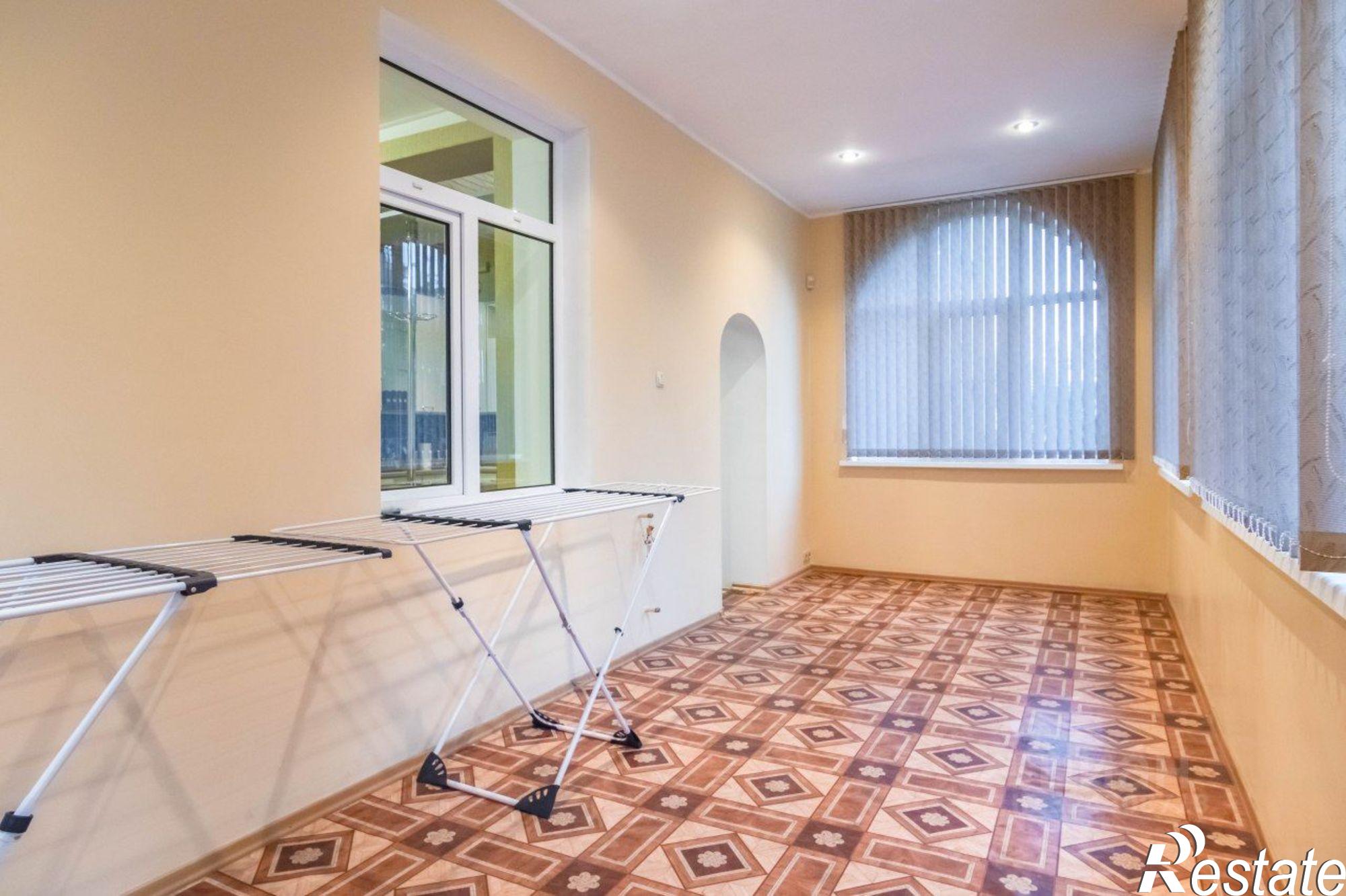 Сдать квартиру за 90 000 рублей на Красноармейская улица, 14