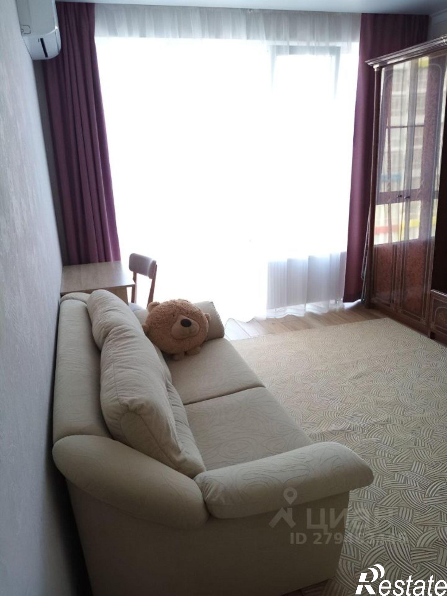 Сдать квартиру за 70 000 рублей на ул Пластунская, 123А 2