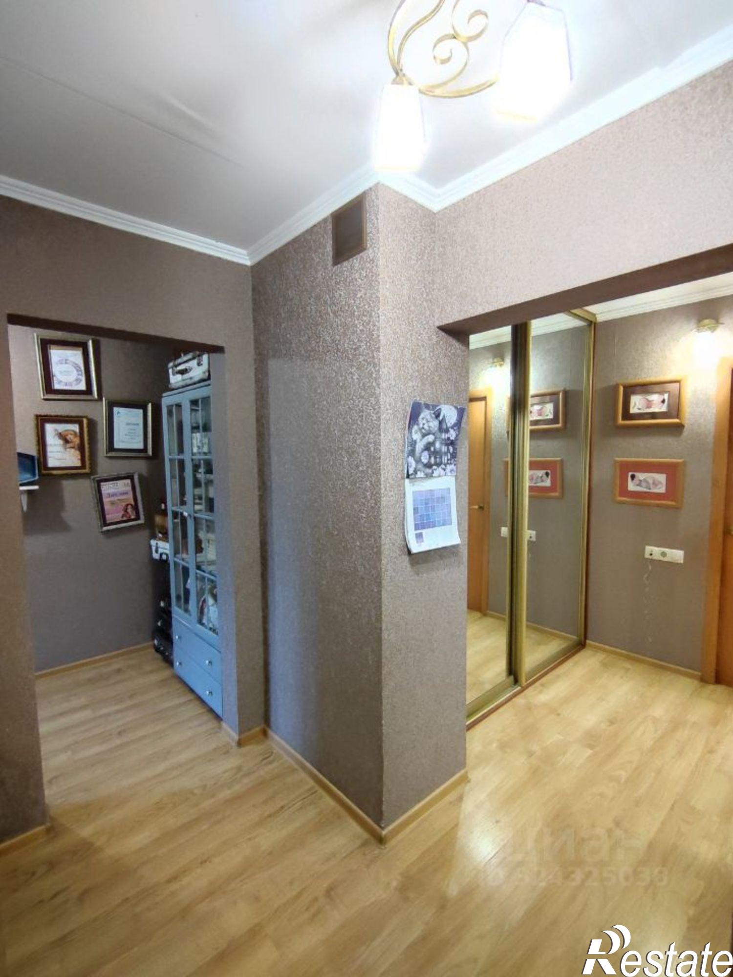 Сдать квартиру за 75 000 рублей на улица Ульянова, 73