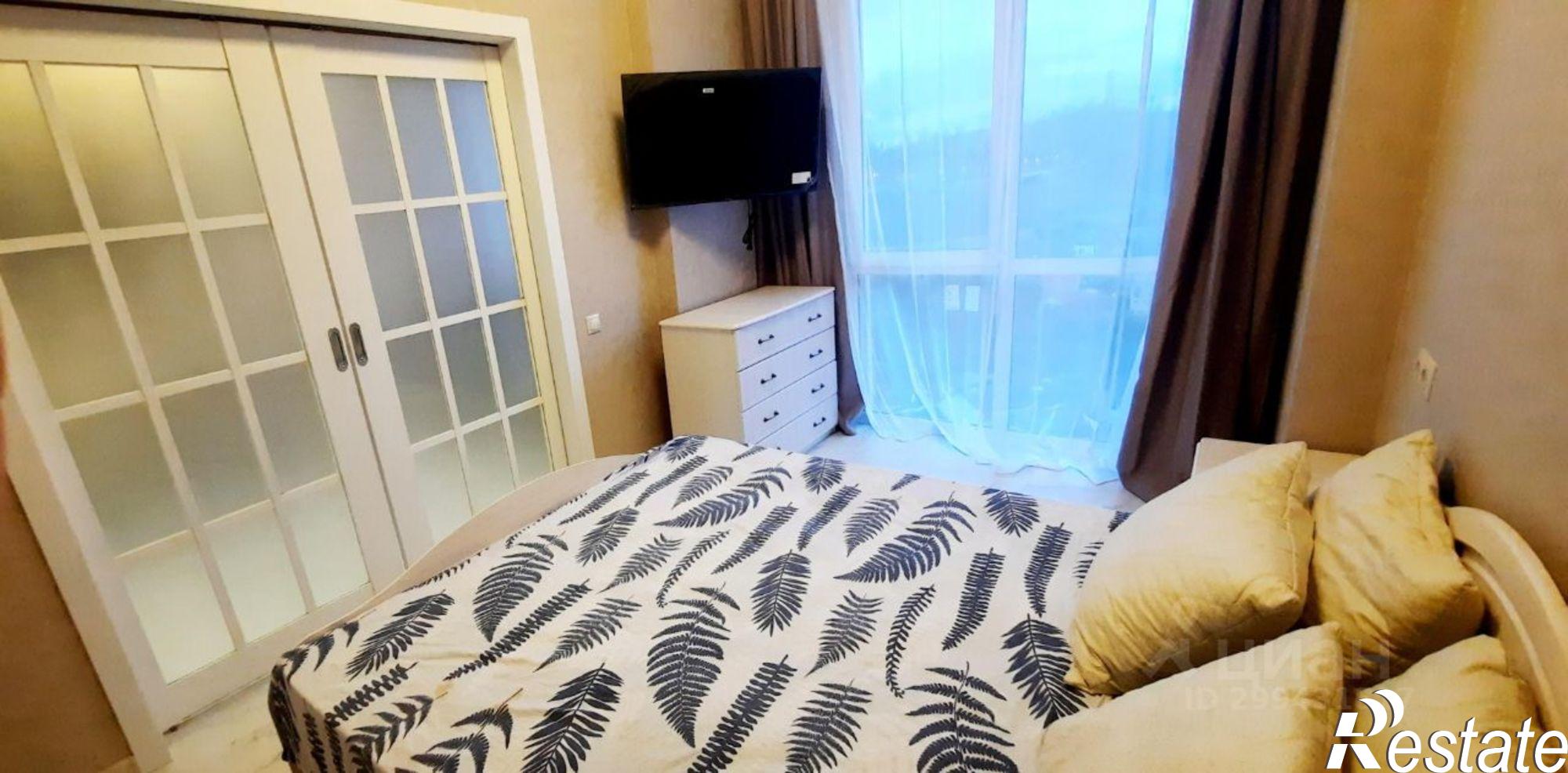 Сдать квартиру за 35 000 рублей на ул Тепличная, 63