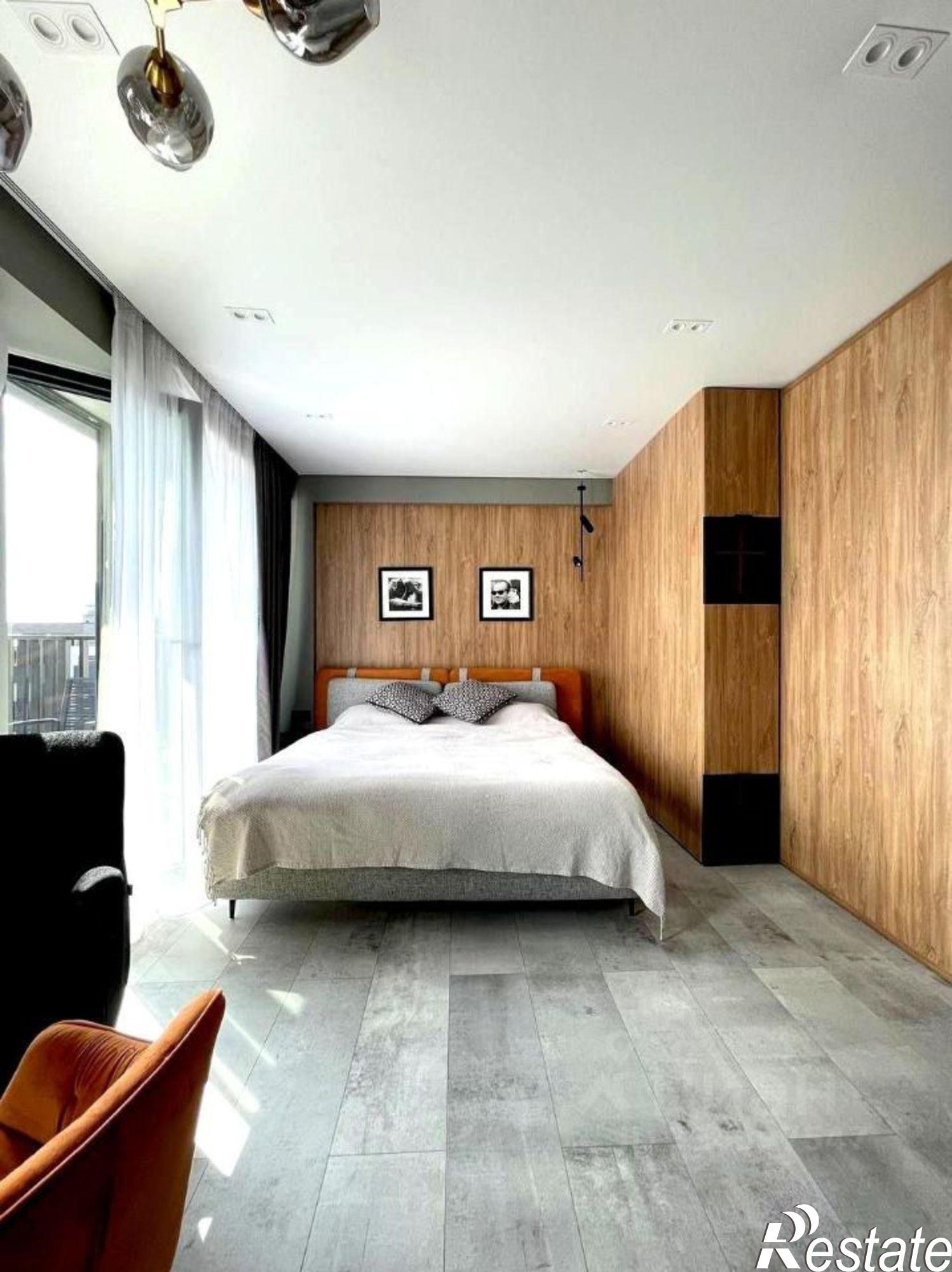 Купить квартиру за 7 900 000 рублей на Интернациональная улица, 13