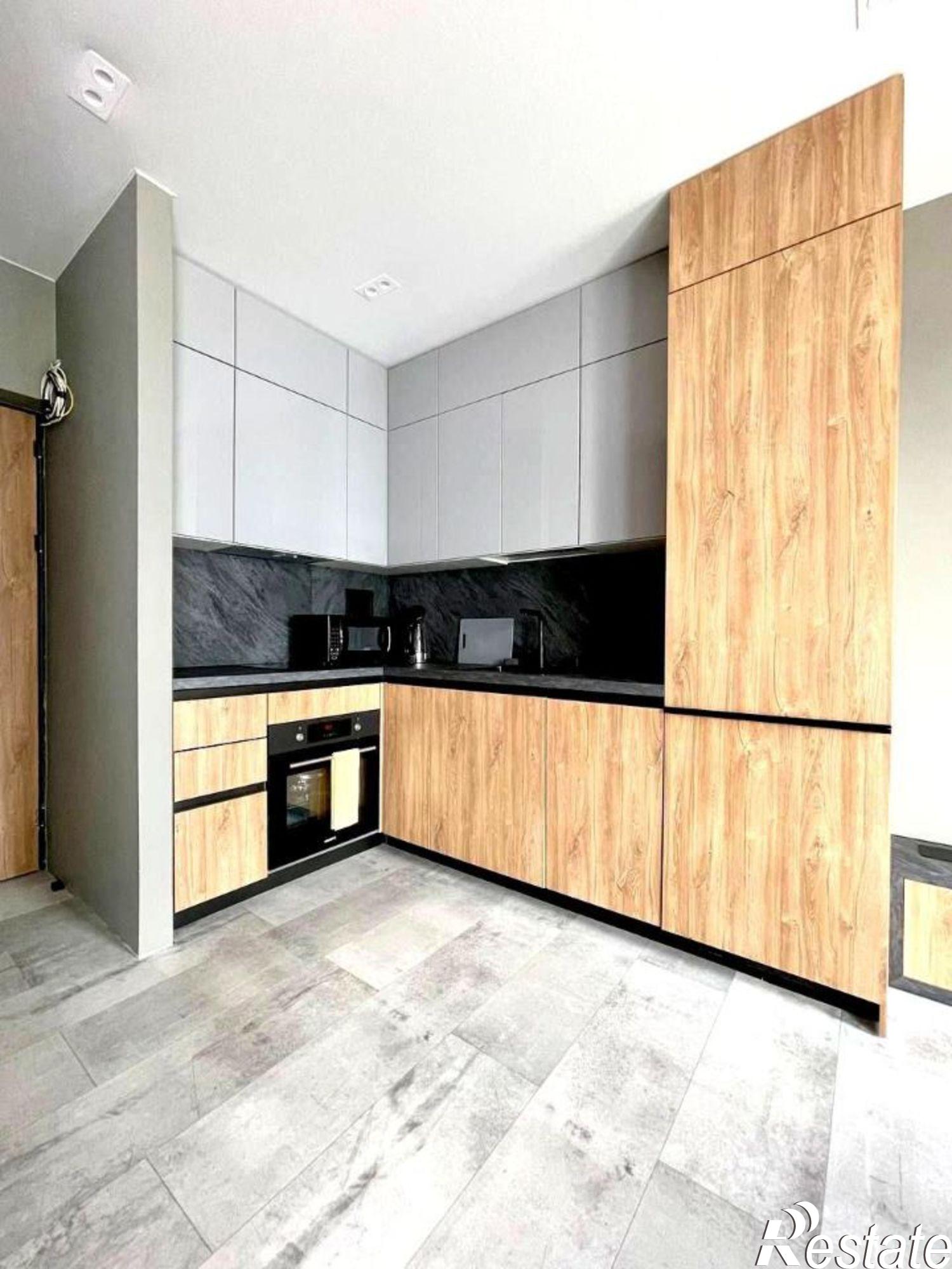 Купить квартиру за 7 900 000 рублей на Интернациональная улица, 13