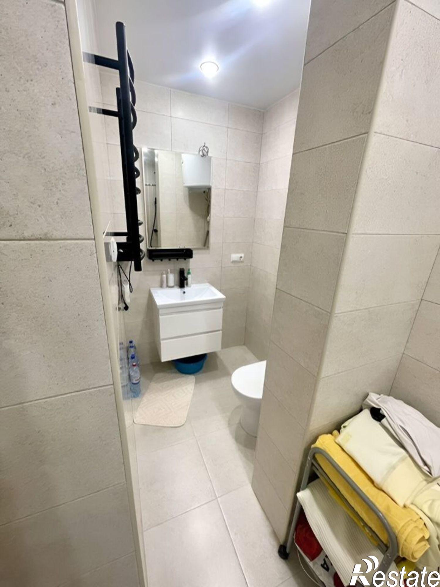 Купить квартиру за 5 000 000 рублей на Целинная улица, 16Г