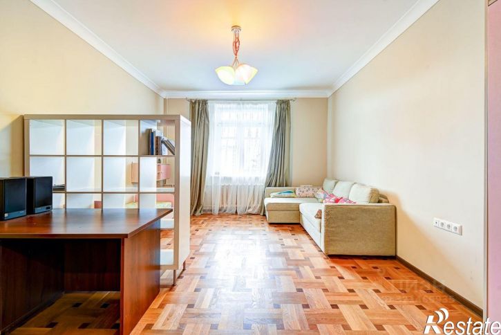 3-комн квартира улица Есауленко, 10,  д. 10