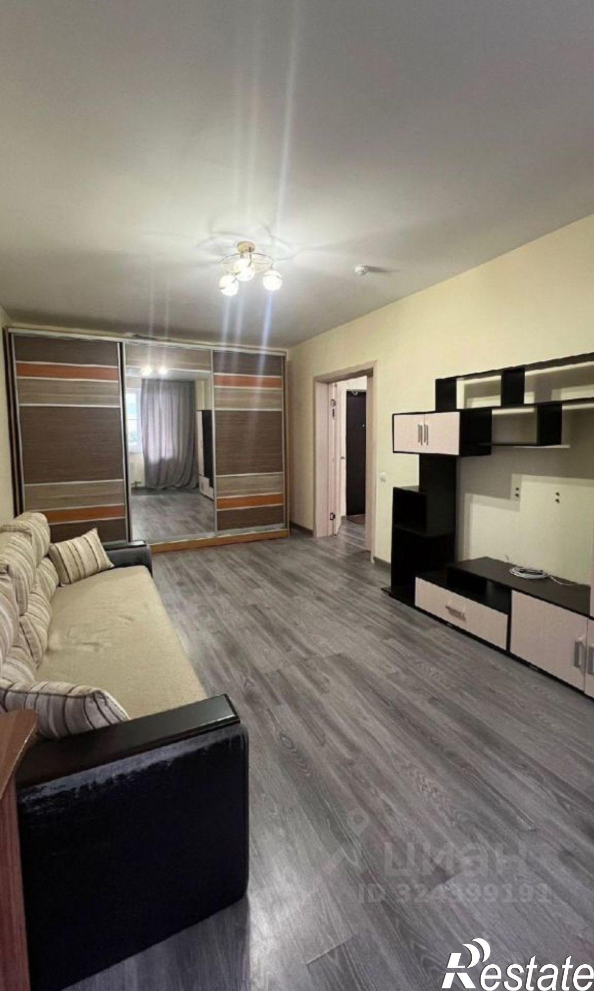 Купить квартиру за 14 800 000 рублей на ул Тепличная, 63 2