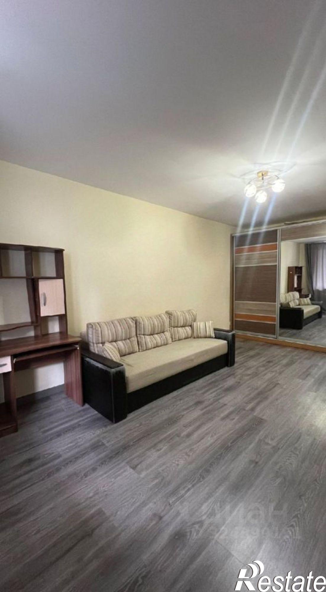 Купить квартиру за 14 800 000 рублей на ул Тепличная, 63 2