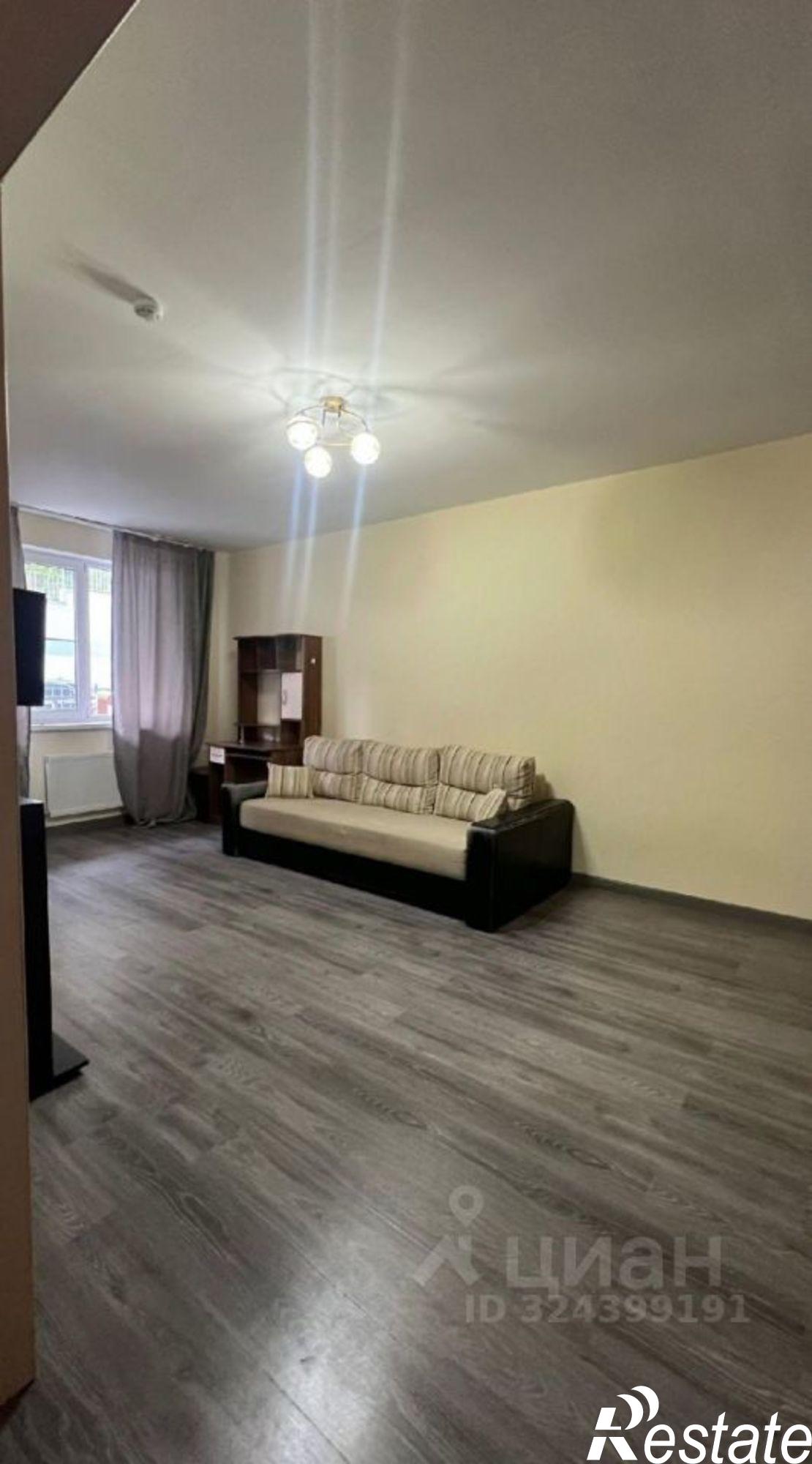 Купить квартиру за 14 800 000 рублей на ул Тепличная, 63 2