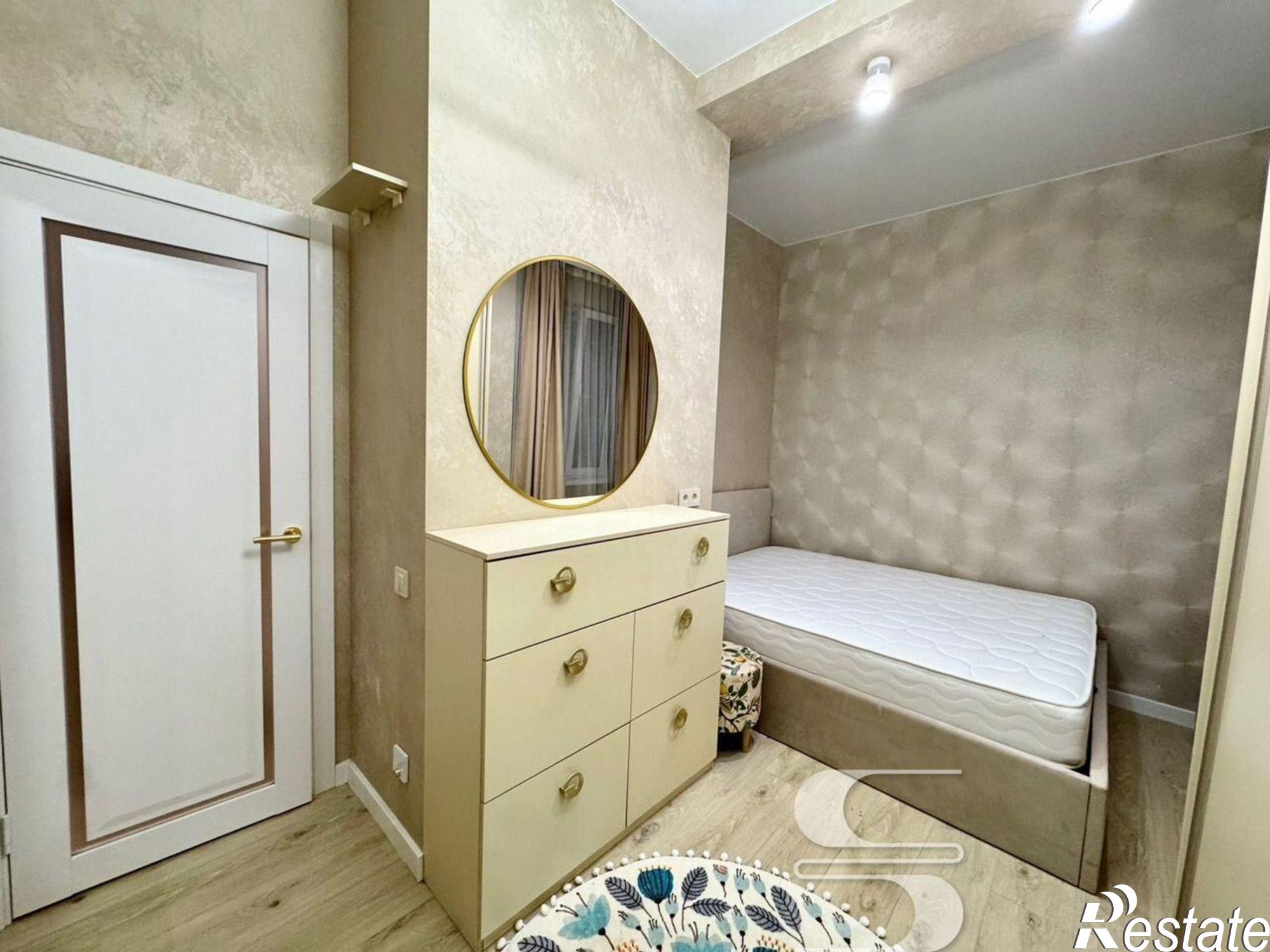 Купить квартиру за 18 900 000 рублей на Мацестинская улица, 17/1