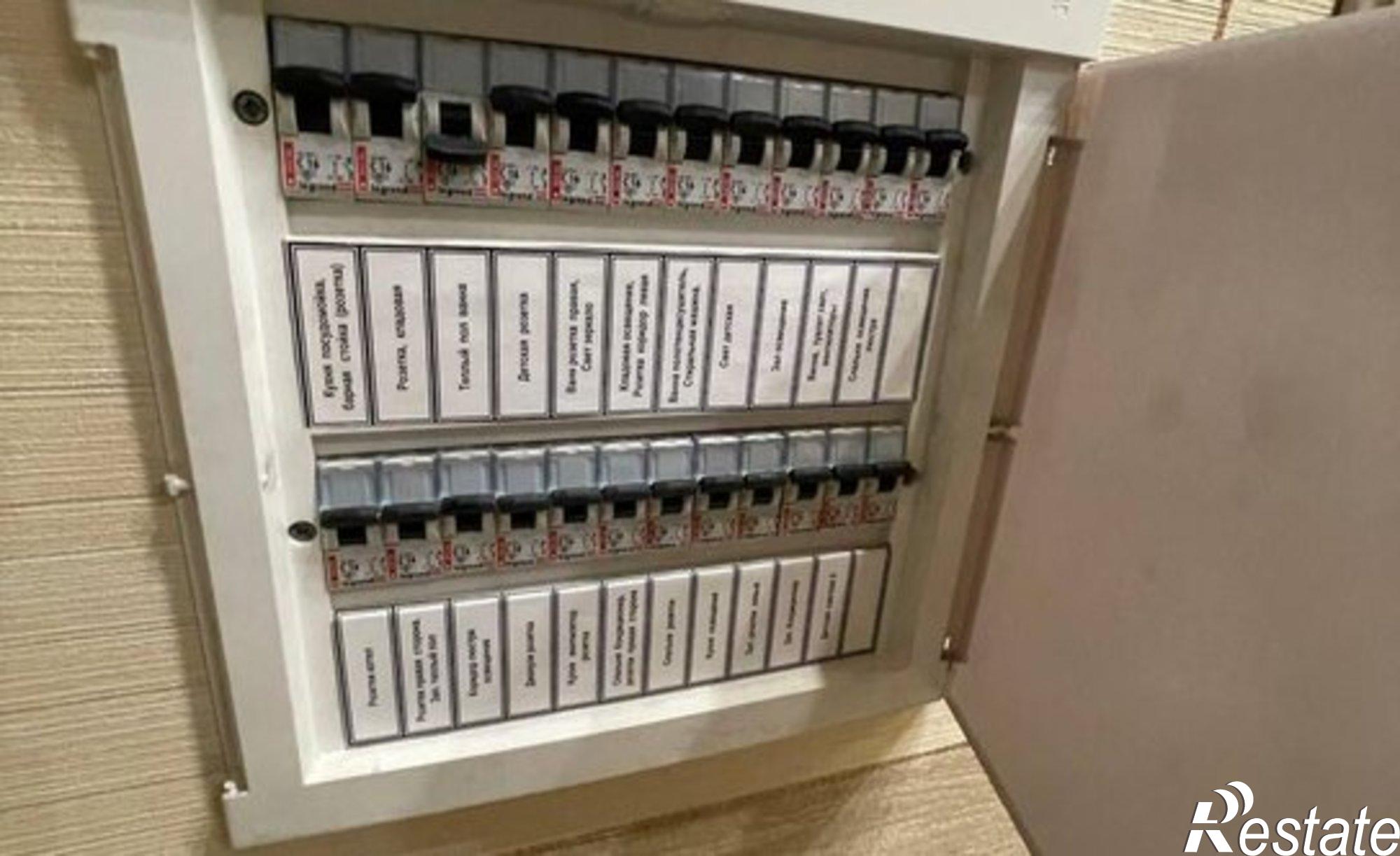 Купить квартиру за 20 200 000 рублей на ул Просвещения, 125