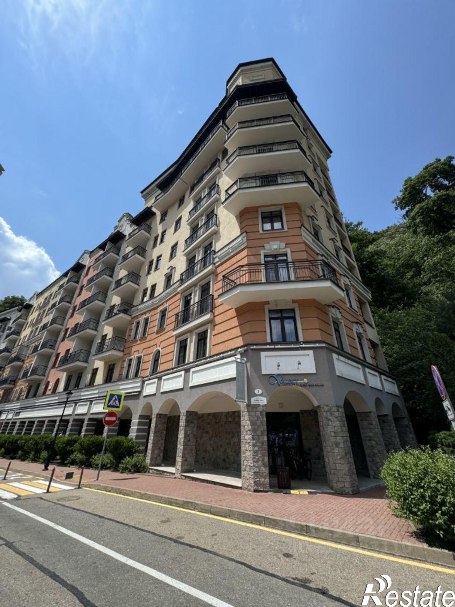 Купить квартиру за 31 000 000 рублей на ул Каменка, 3