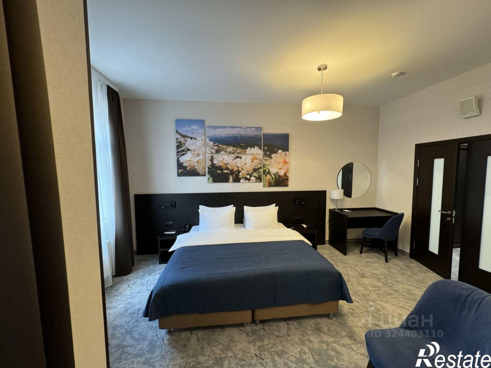 Купить квартиру за 31 000 000 рублей на ул Каменка, 3